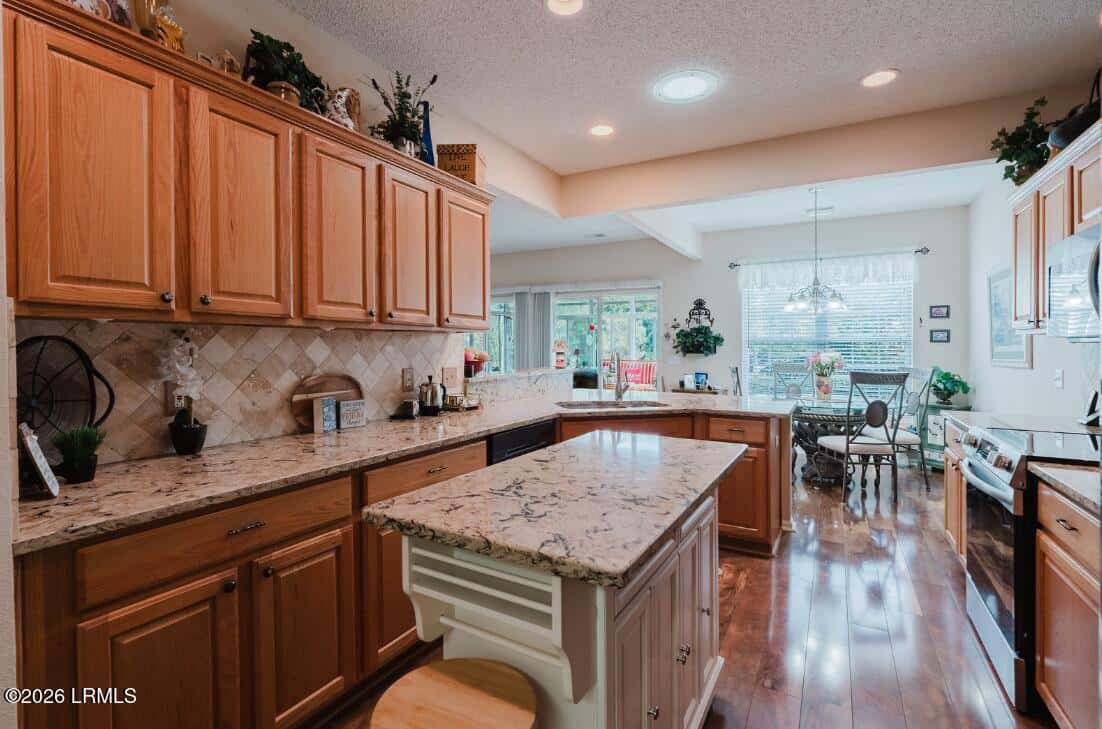 29 Sundome Court, Bluffton, SC 29909 — photo 10 of 21