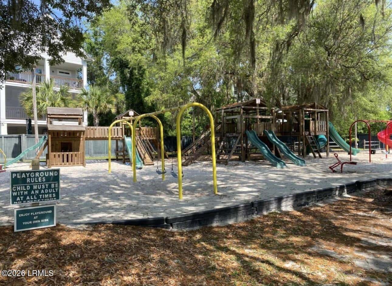 40 Folly Field Road 229-C, Hilton Head Island, SC 29928 — photo 24 of 51
