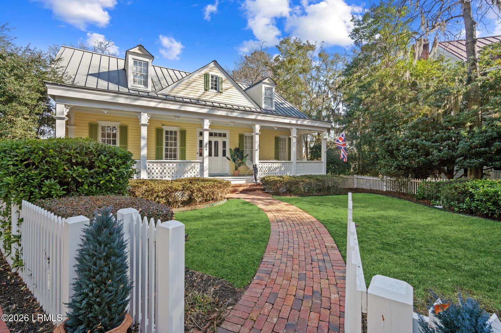 109 Five Oaks Circle, Beaufort, SC 29902 — photo 2 of 65