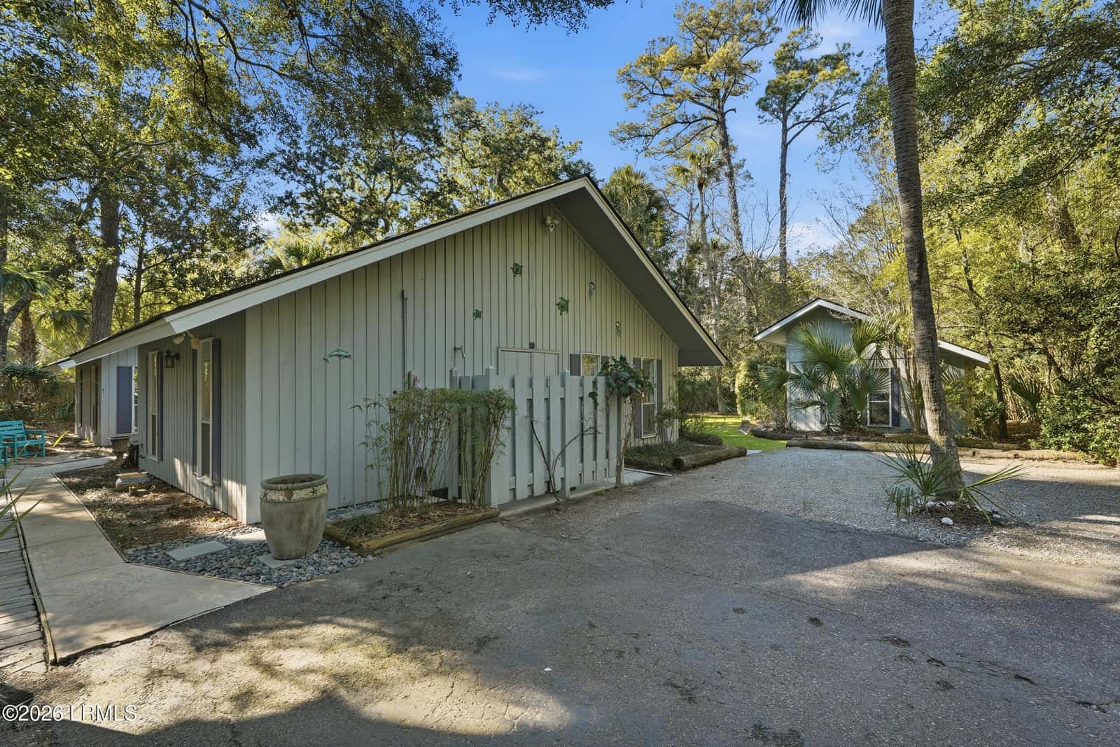 18 Sandpiper Street, Hilton Head Island, SC 29928 — photo 34 of 49