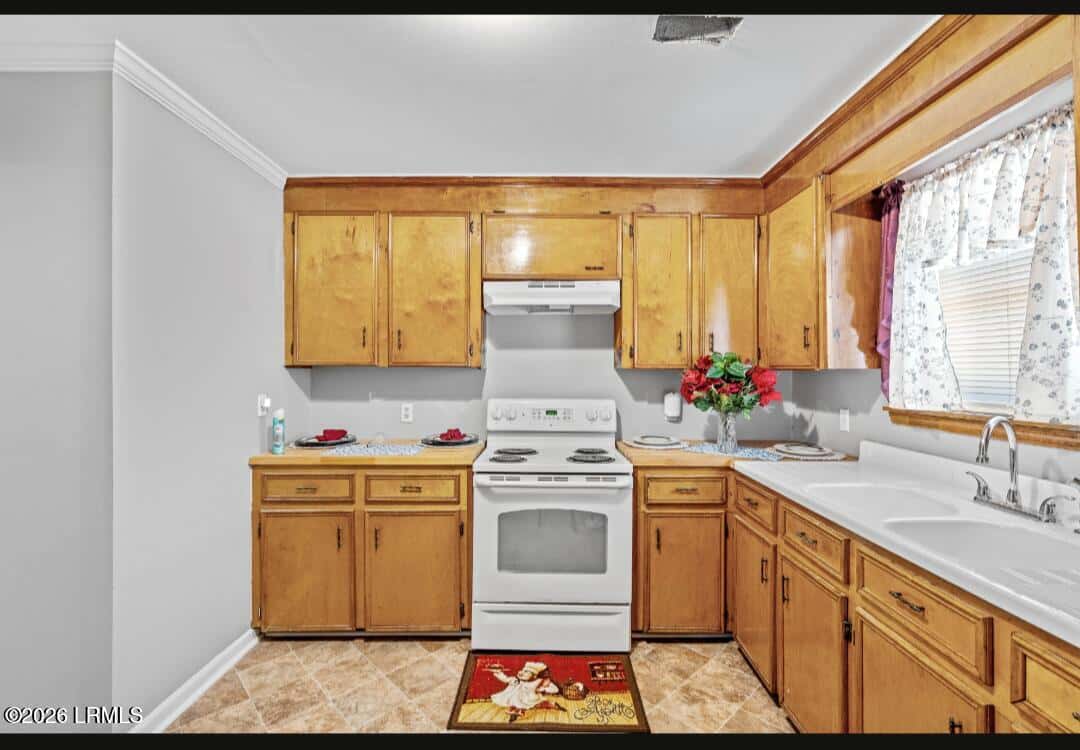 1076 Aiken Avenue S, Fairfax, SC 29827 — photo 11 of 20