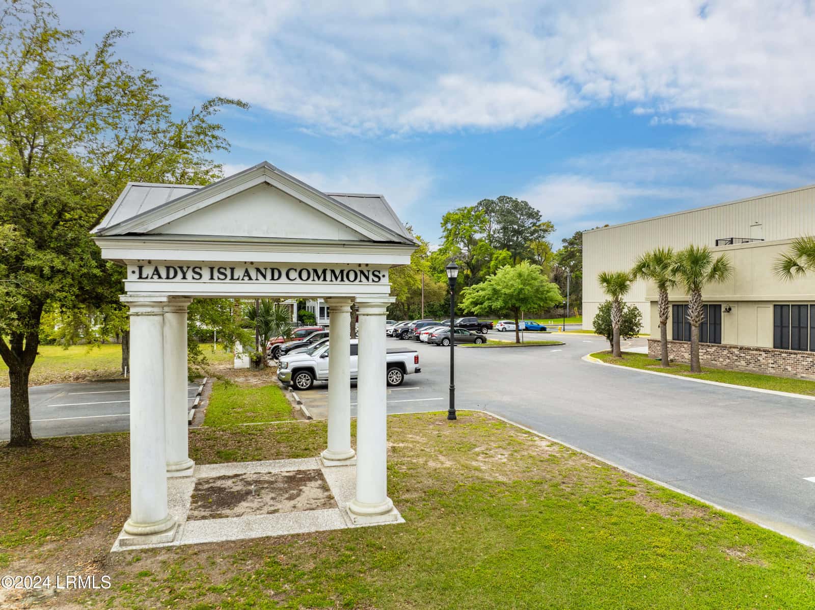 133 Ladys Island Commons, Beaufort, SC 29907 — photo 9 of 23