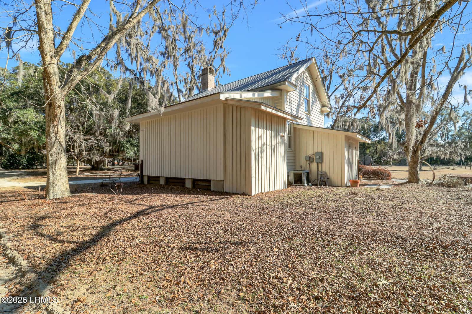 893 Grays Highway, Ridgeland, SC 29936 — photo 9 of 67