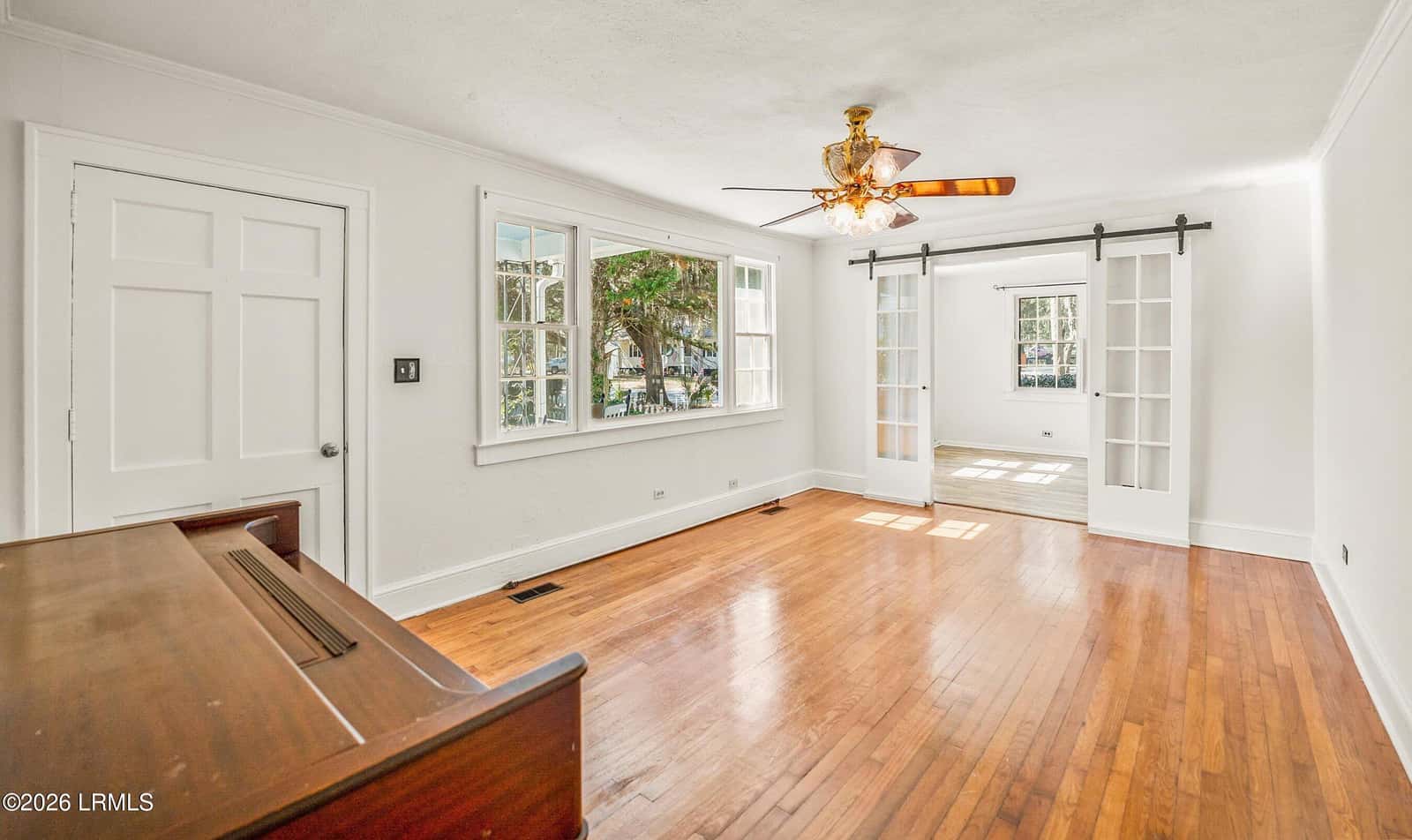 923 La Chere Street, Beaufort, SC 29902 — photo 6 of 44