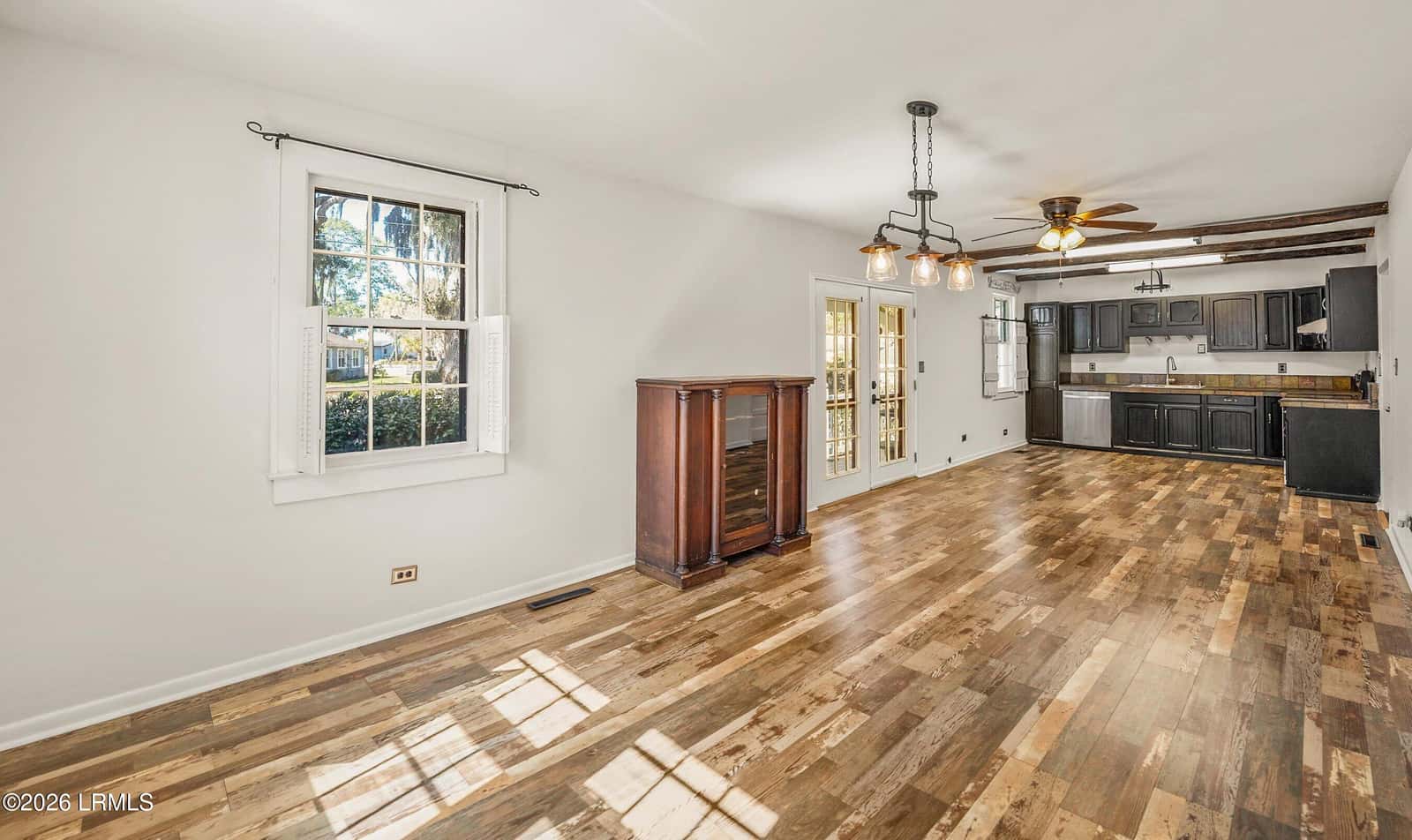 923 La Chere Street, Beaufort, SC 29902 — photo 8 of 44