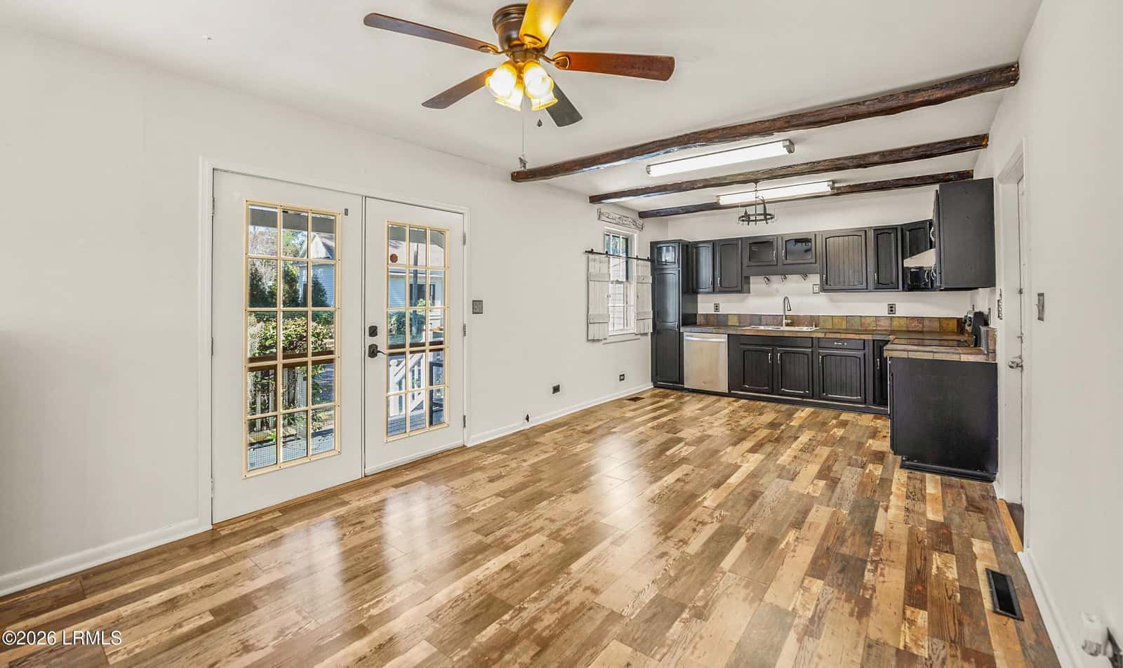 923 La Chere Street, Beaufort, SC 29902 — photo 10 of 44