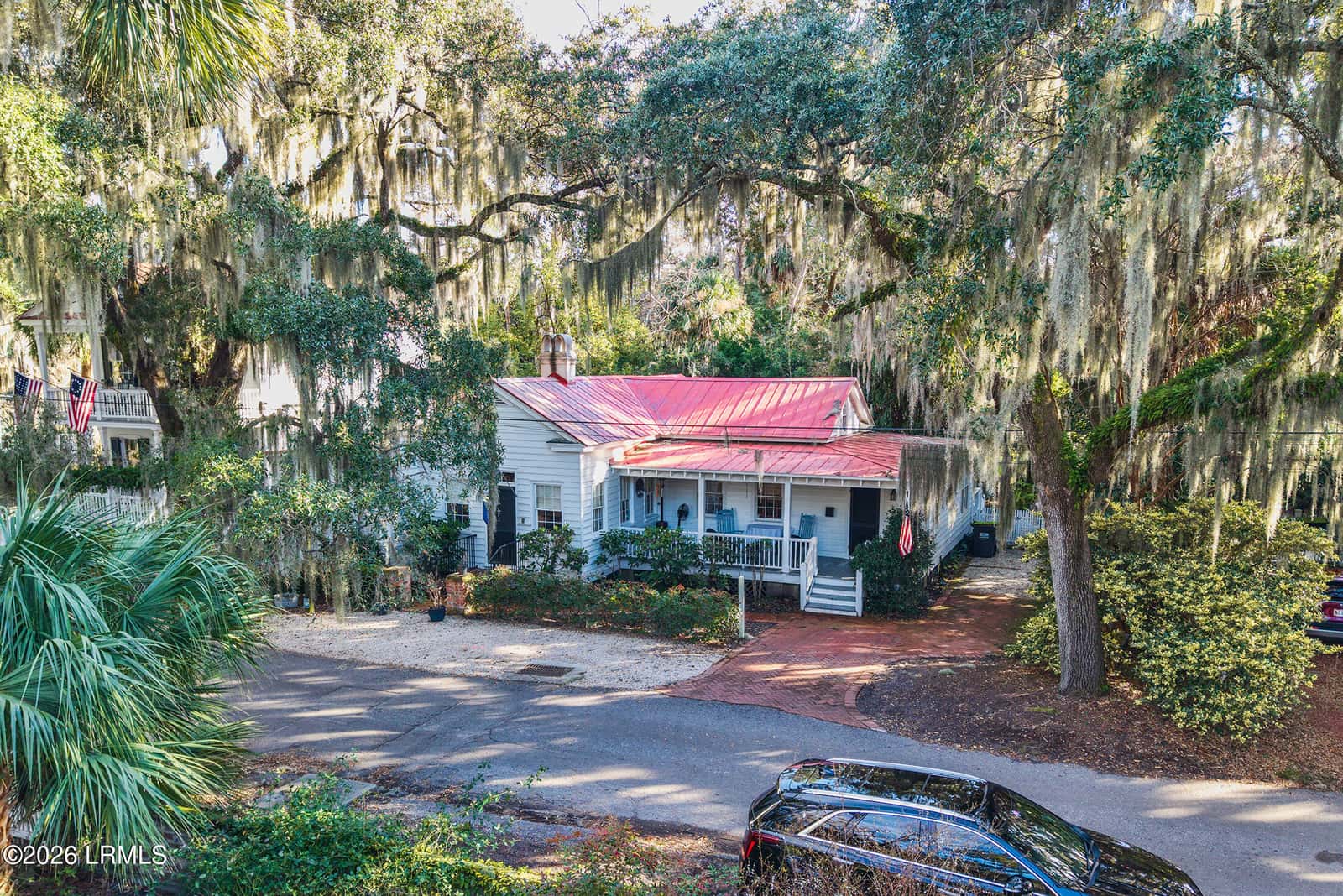 310 Hancock Street, Beaufort, SC 29902 — photo 6 of 59