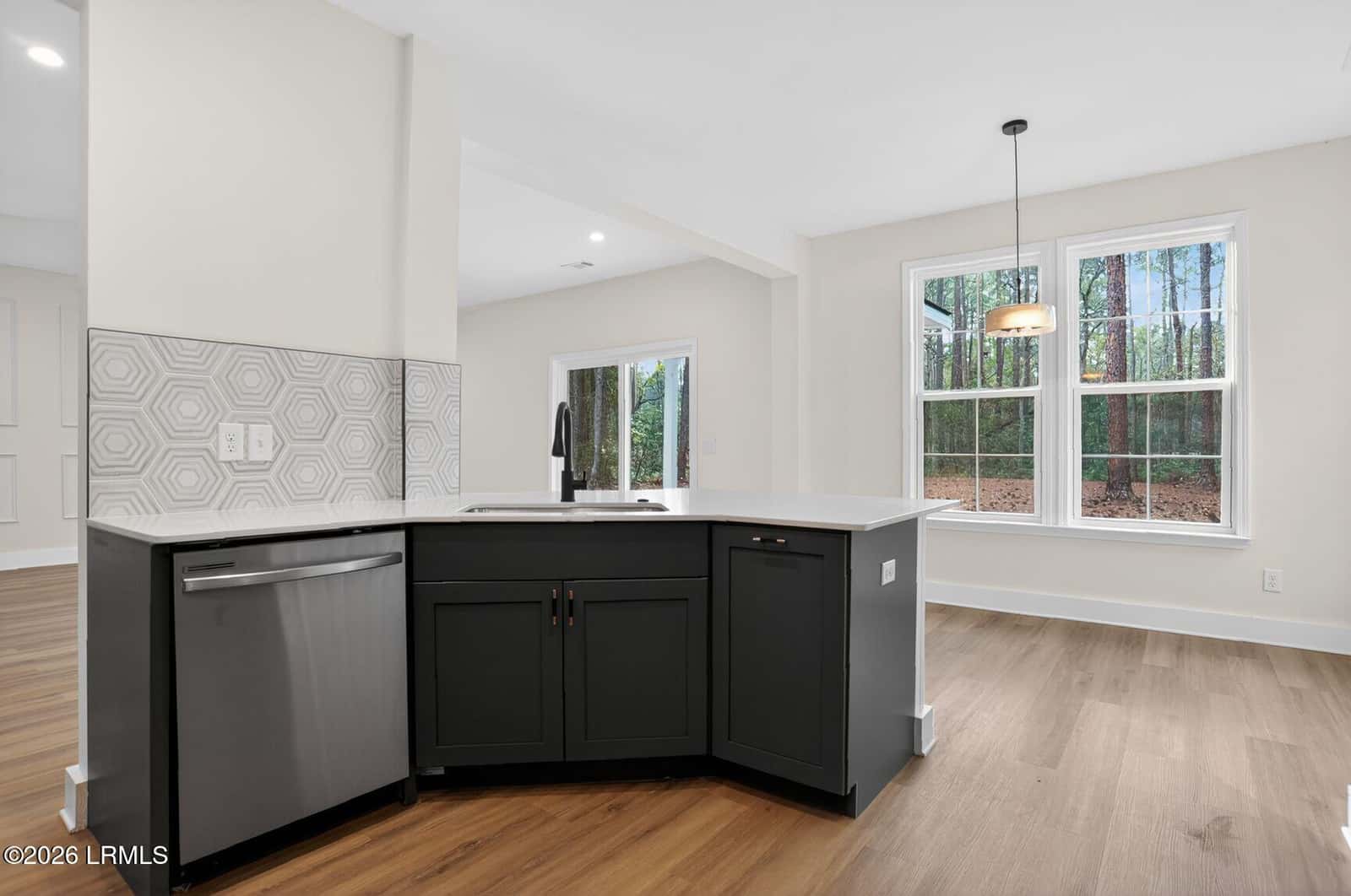 581 Sams Point Road, Beaufort, SC 29907 — photo 13 of 27