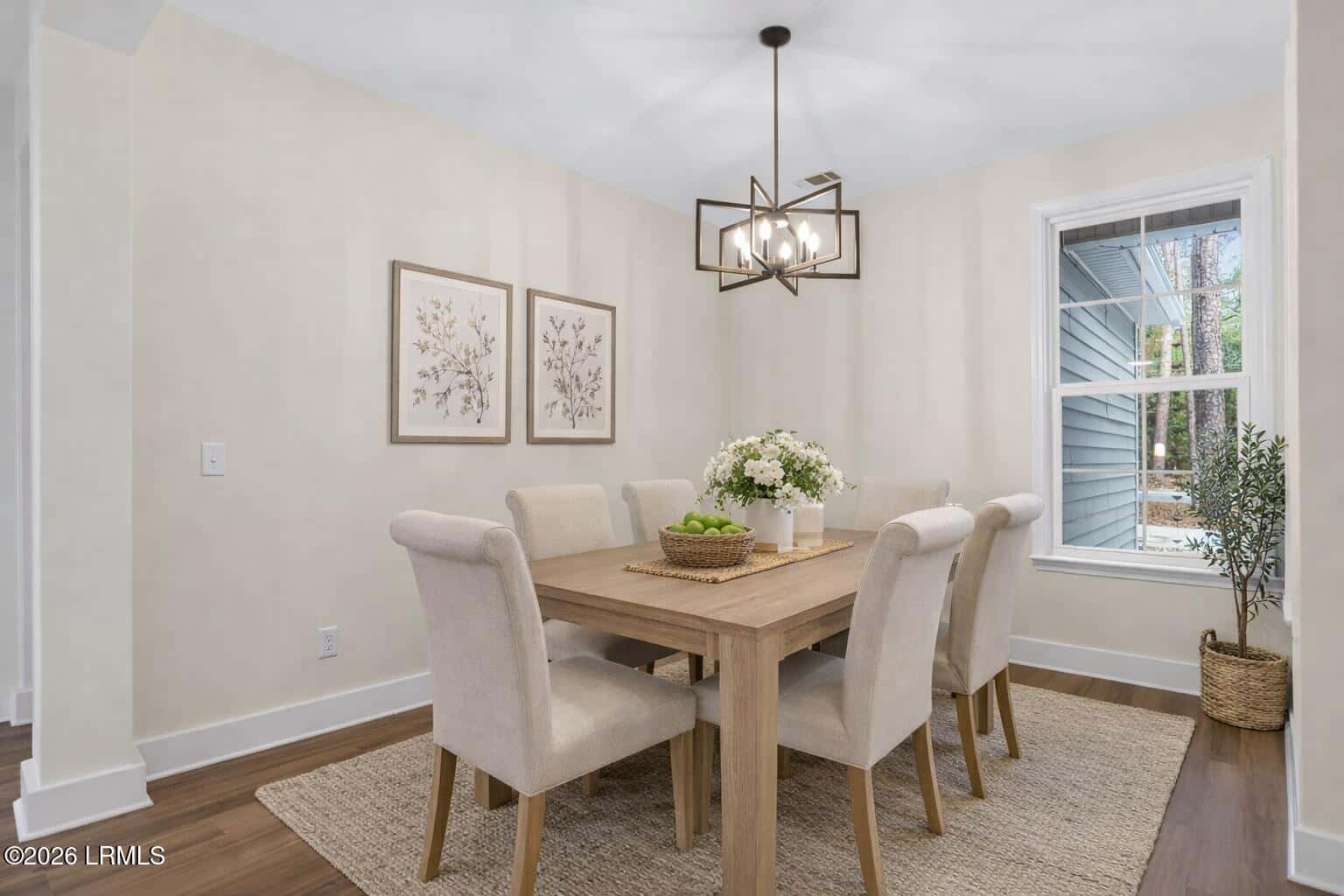 581 Sams Point Road, Beaufort, SC 29907 — photo 5 of 27