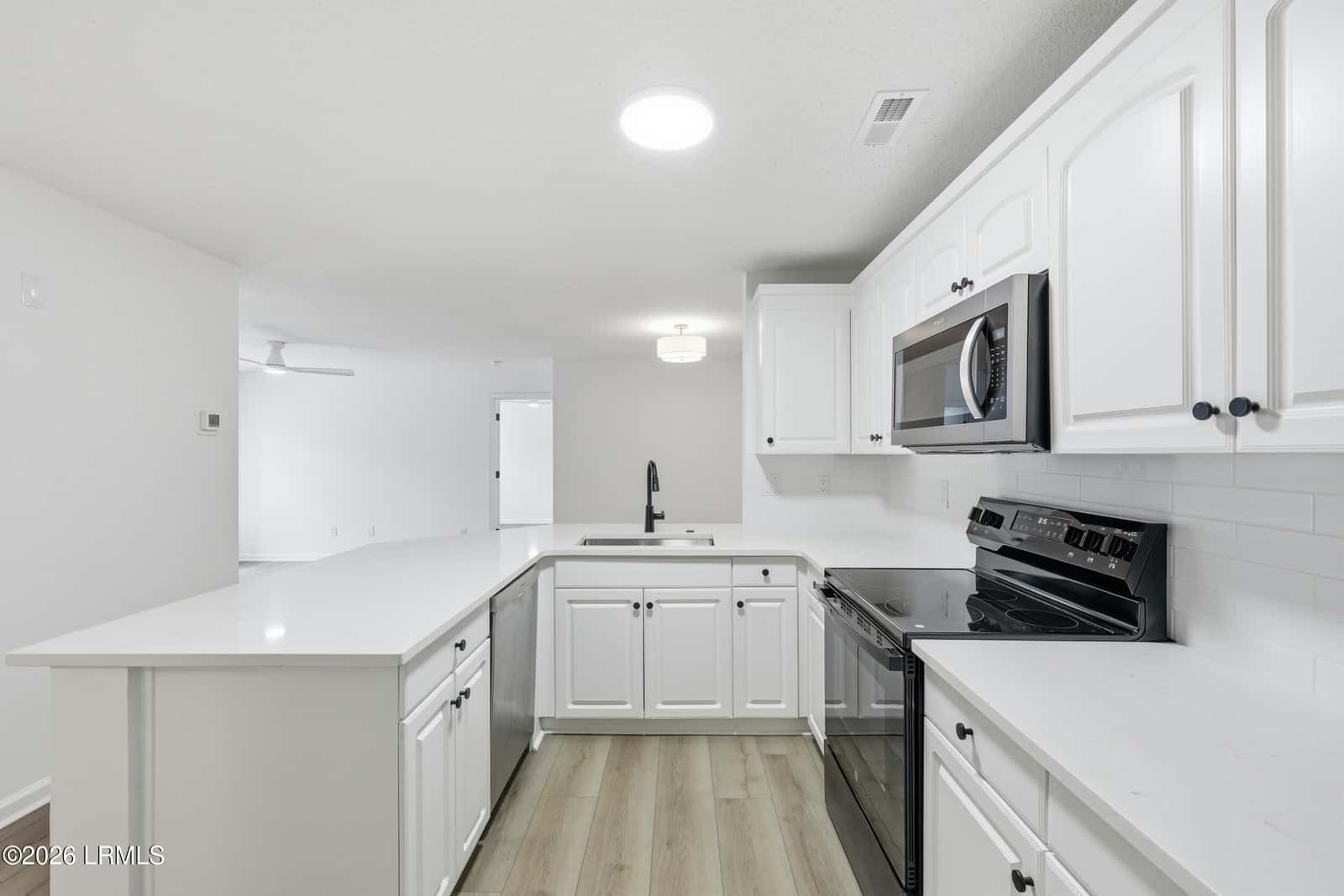 100 Kensington Boulevard 1313, Bluffton, SC 29910 — photo 8 of 39