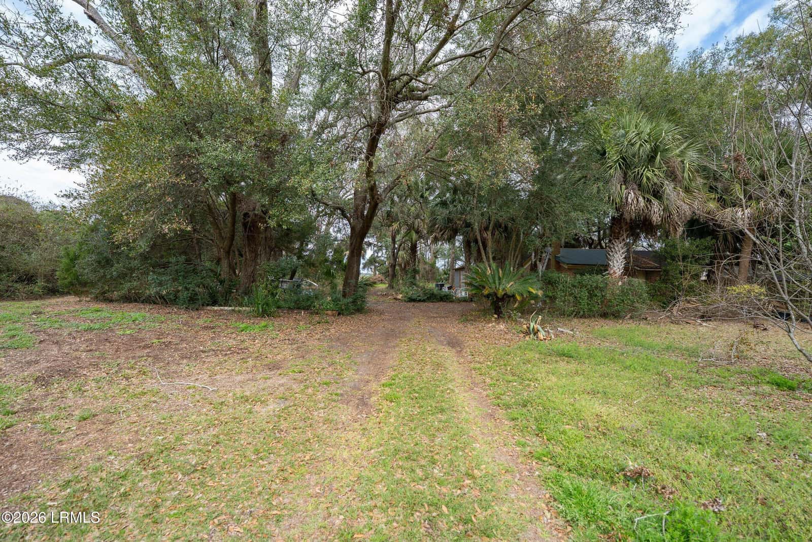 13 Sassafras Lane, Hilton Head Island, SC 29926 — photo 4 of 21