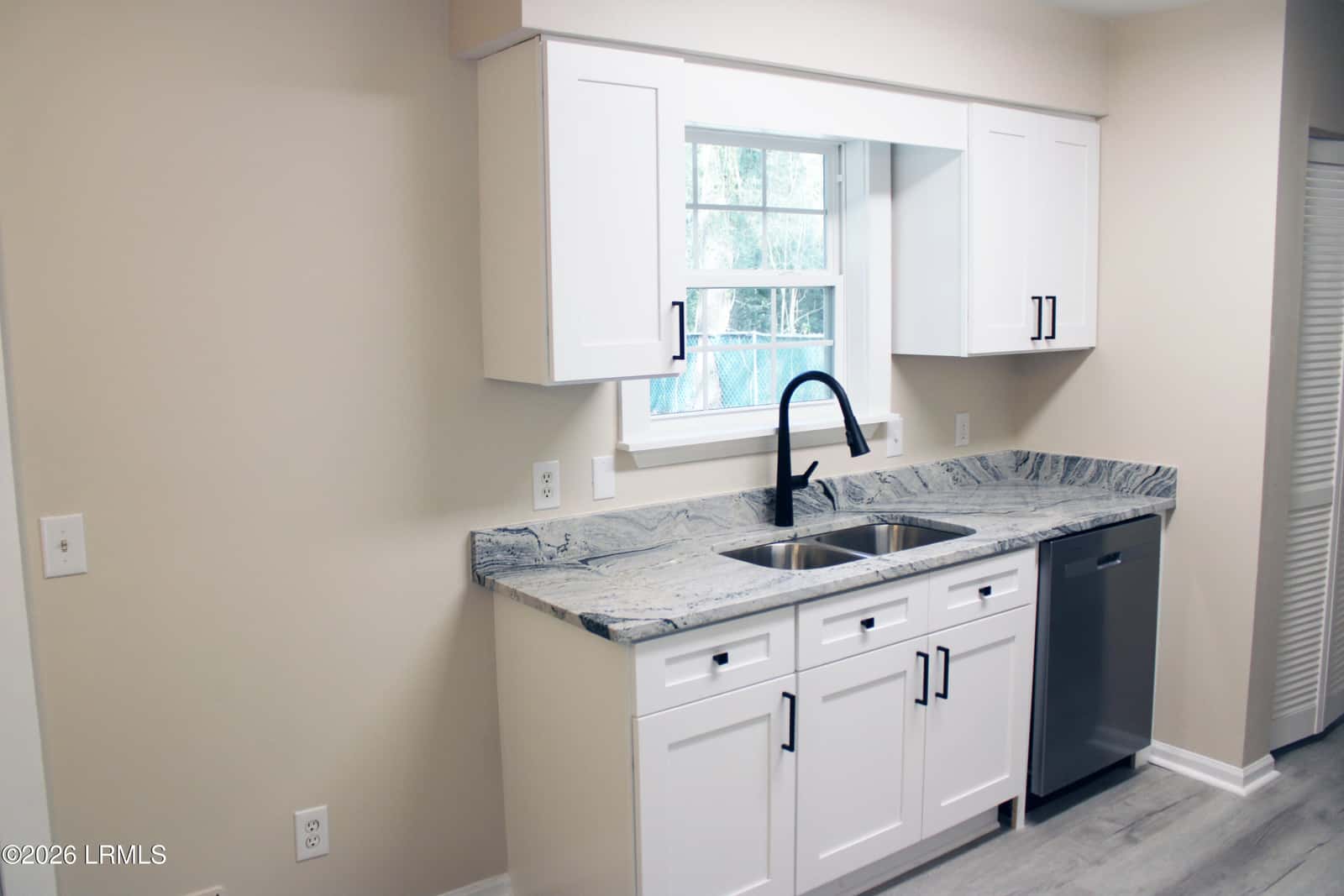28 Springfield Road, Beaufort, SC 29907 — photo 6 of 19