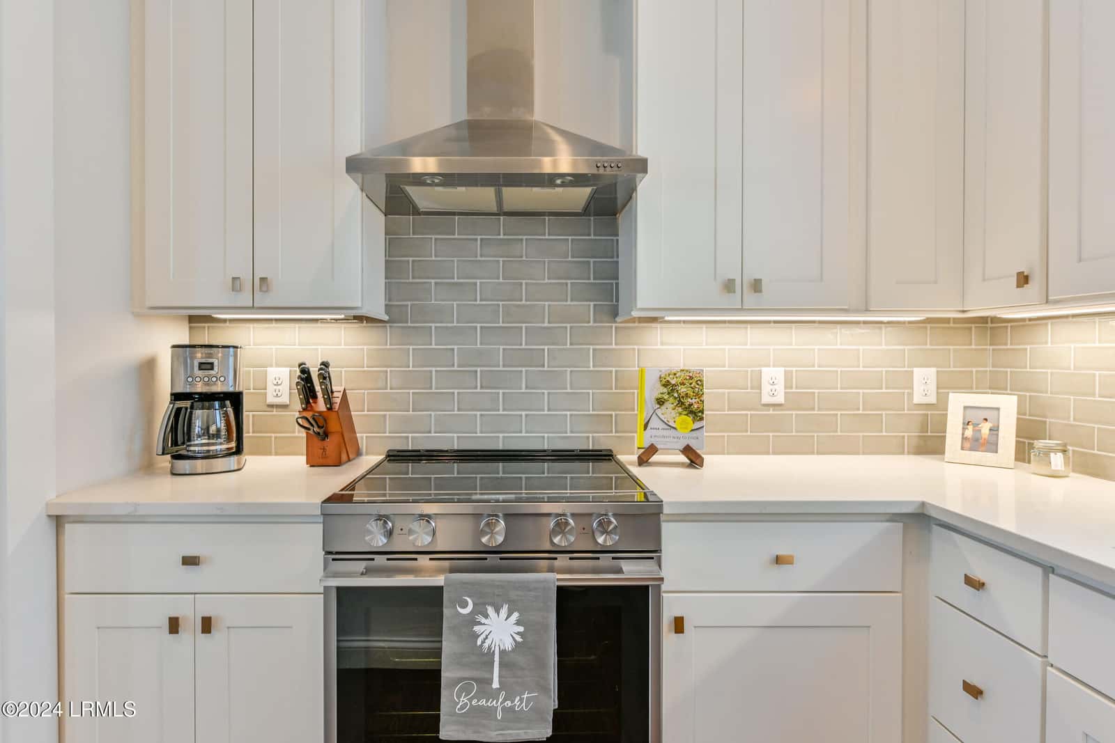 7 Abbey Row, Beaufort, SC 29906 — photo 15 of 53