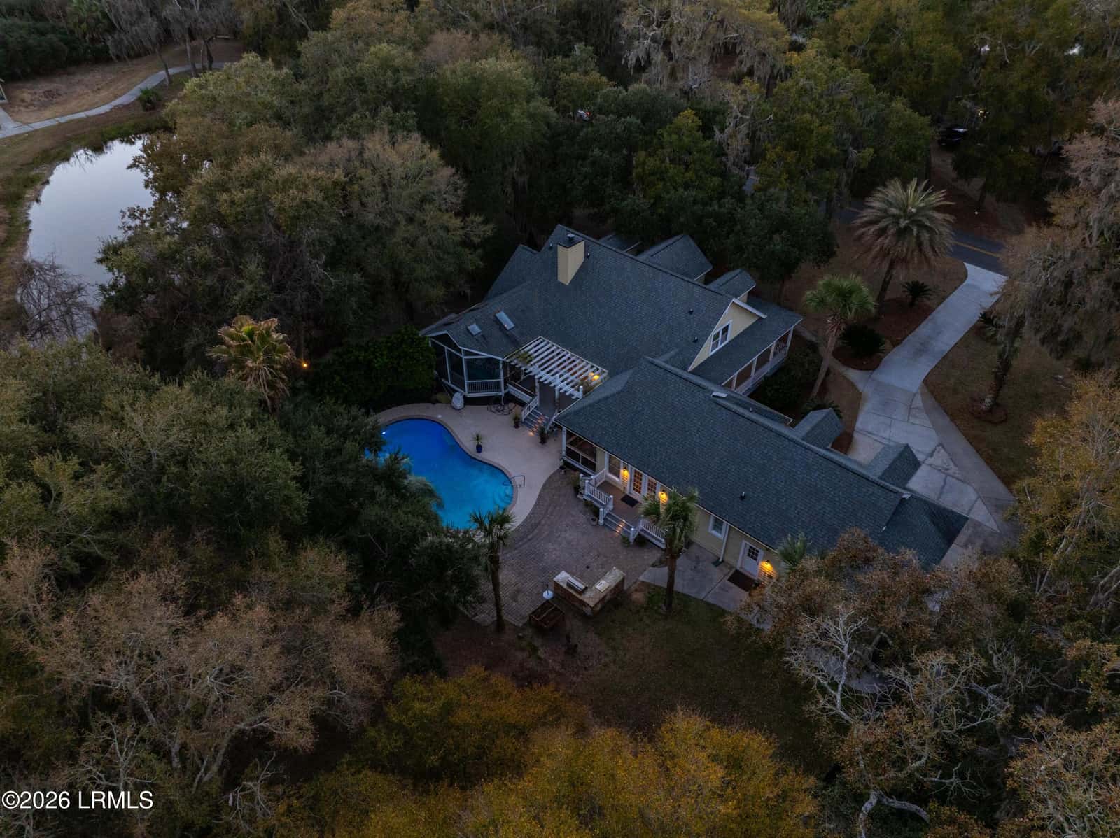 81 Dolphin Point Drive, Beaufort, SC 29907 — photo 11 of 100