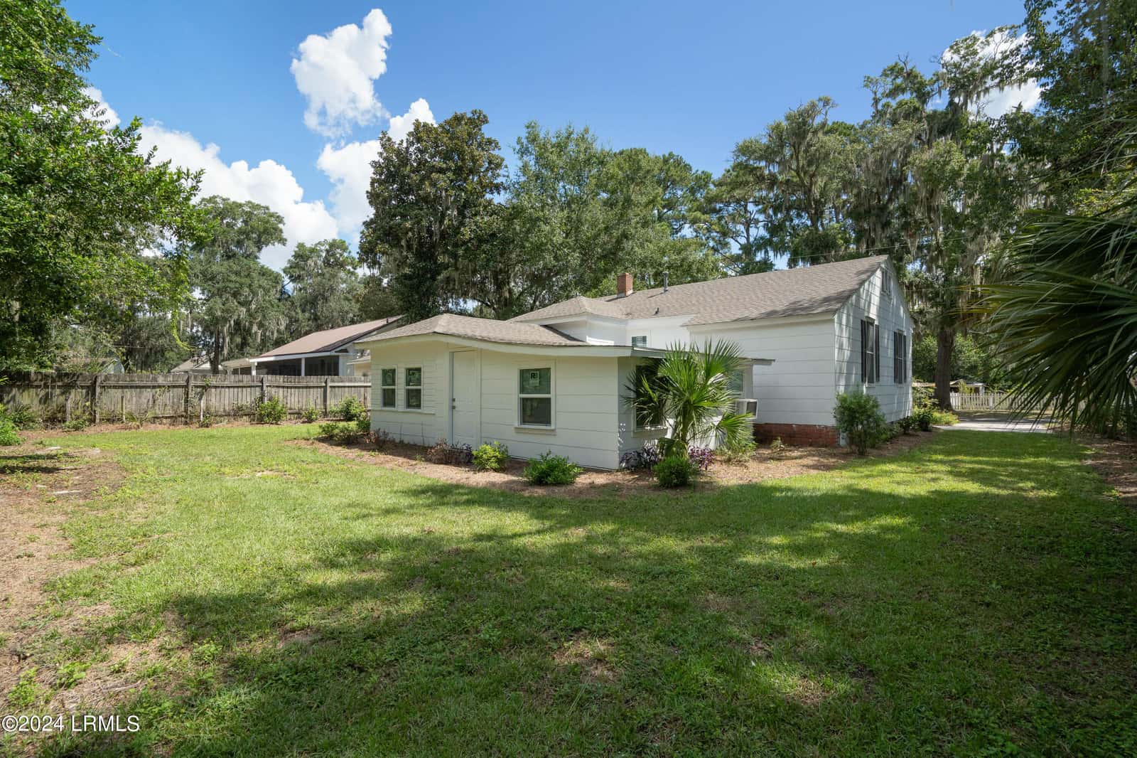 2002 Roper Street, Beaufort, SC 29902 — photo 35 of 48