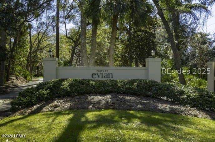 70 Shipyard Drive 172, Hilton Head Island, SC 29928 — photo 3 of 26