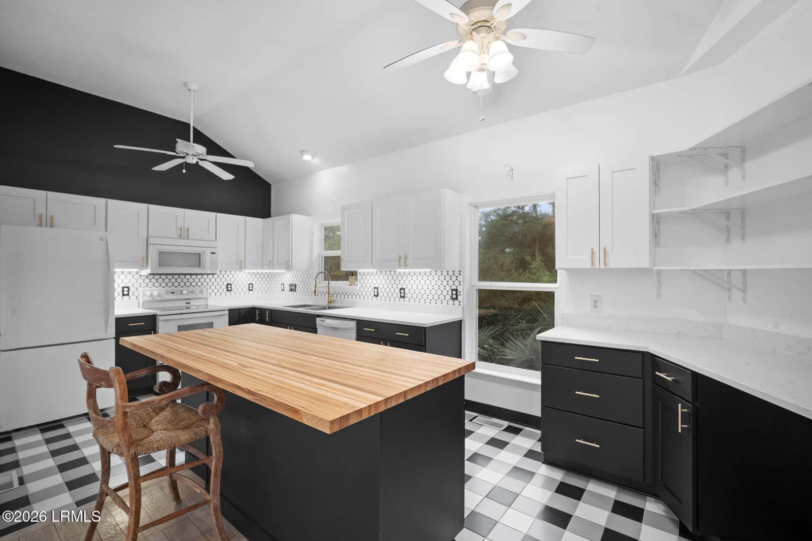 99 Tuscarora Avenue, Beaufort, SC 29907 — photo 14 of 43