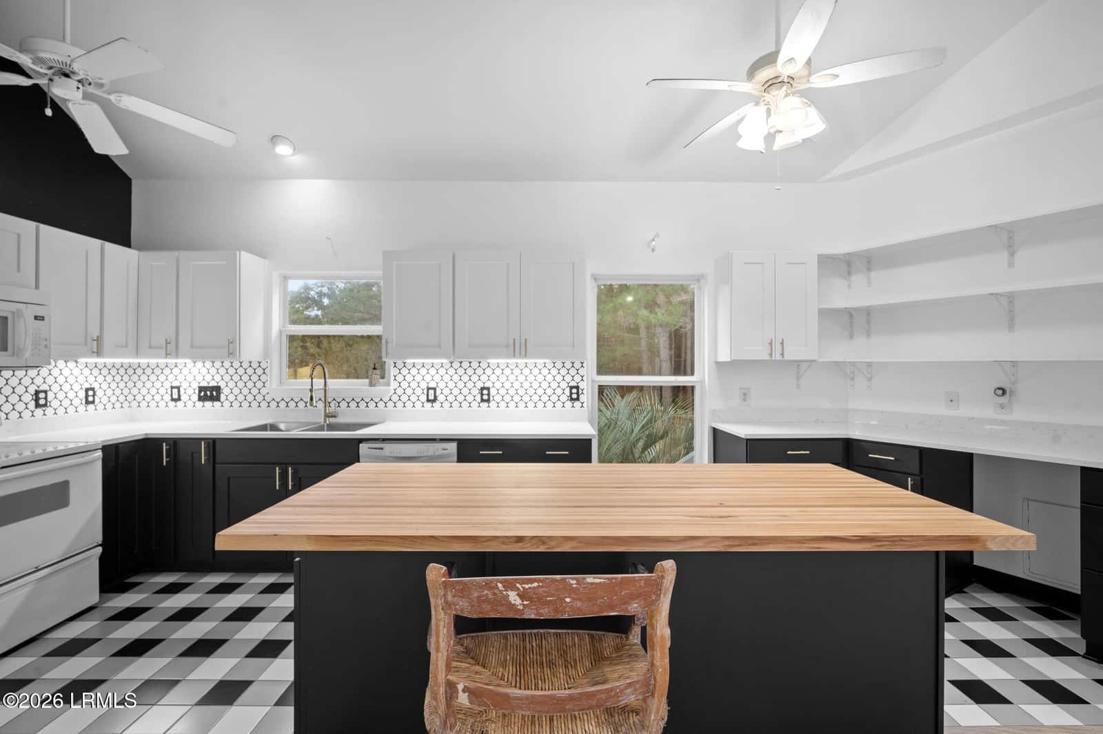 99 Tuscarora Avenue, Beaufort, SC 29907 — photo 12 of 43