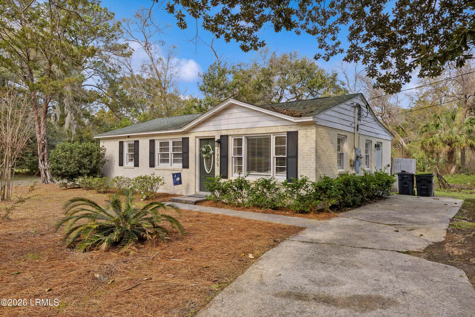 1905 Oconnell Street, Beaufort, SC 29902 — photo 2 of 39