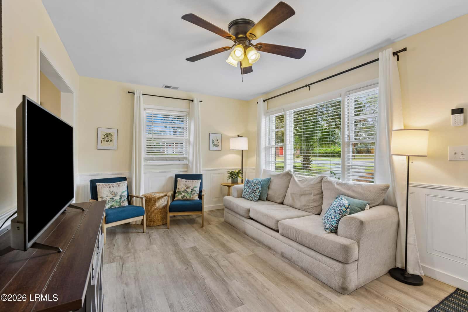 1905 Oconnell Street, Beaufort, SC 29902 — photo 7 of 39
