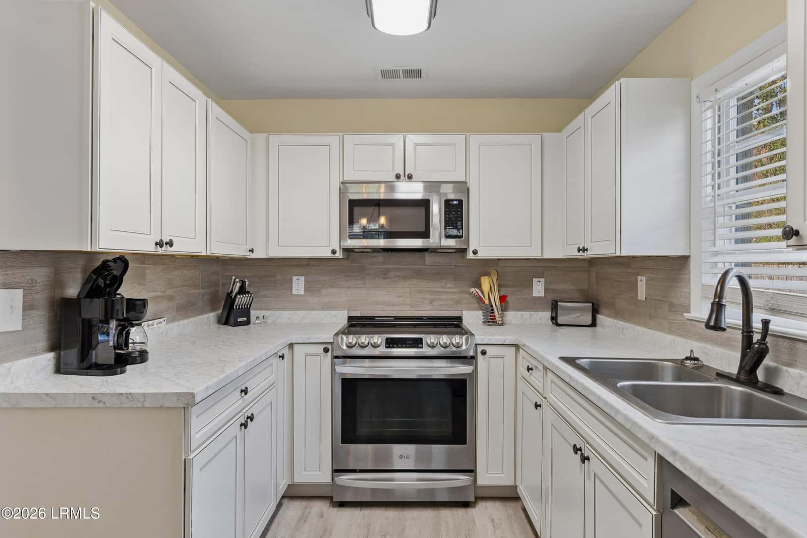 1905 Oconnell Street, Beaufort, SC 29902 — photo 14 of 39