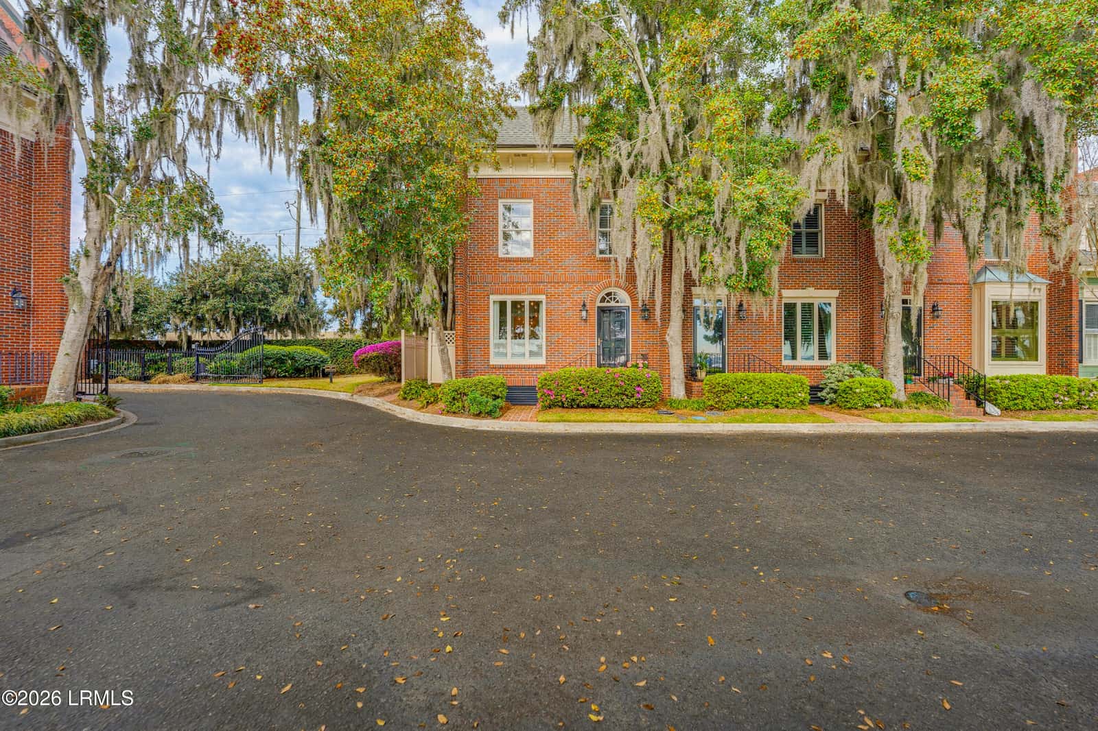895 Ribaut Road 9, Beaufort, SC 29902 — photo 9 of 57