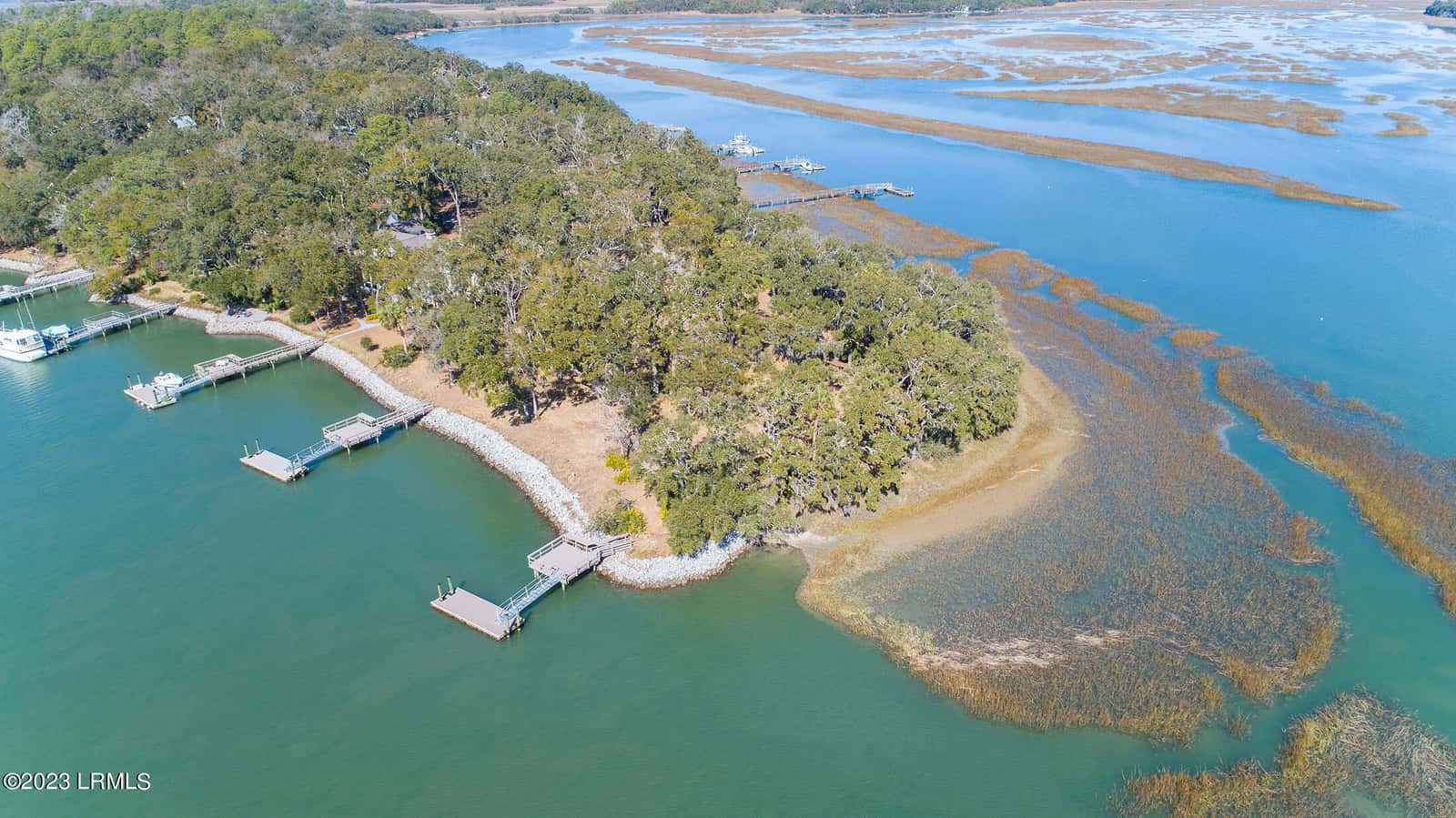 20 Claires Point Road, Beaufort, SC 29907 — photo 1 of 22