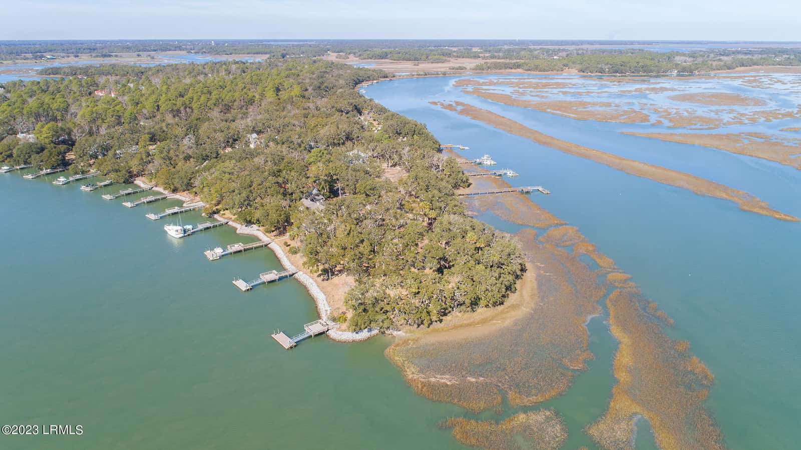 20 Claires Point Road, Beaufort, SC 29907 — photo 3 of 22