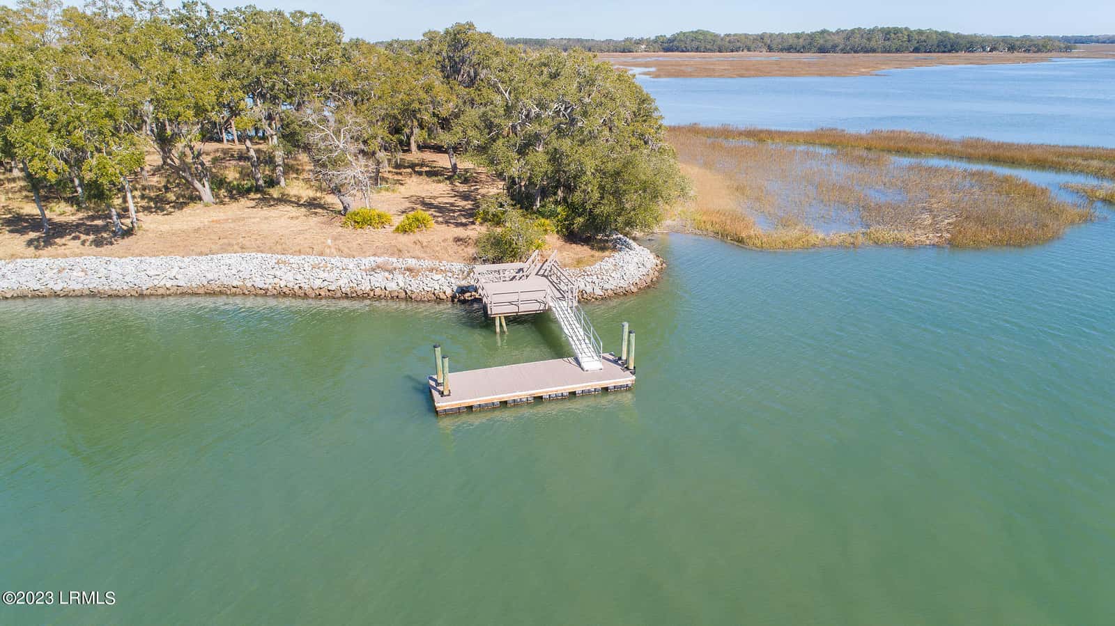 20 Claires Point Road, Beaufort, SC 29907 — photo 4 of 22
