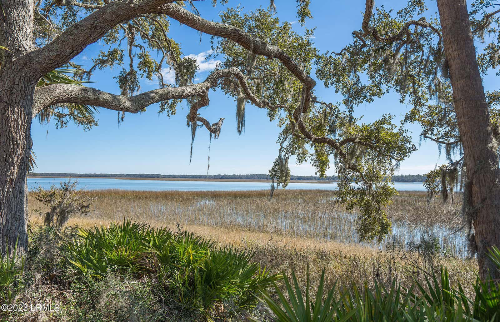20 Claires Point Road, Beaufort, SC 29907 — photo 10 of 22