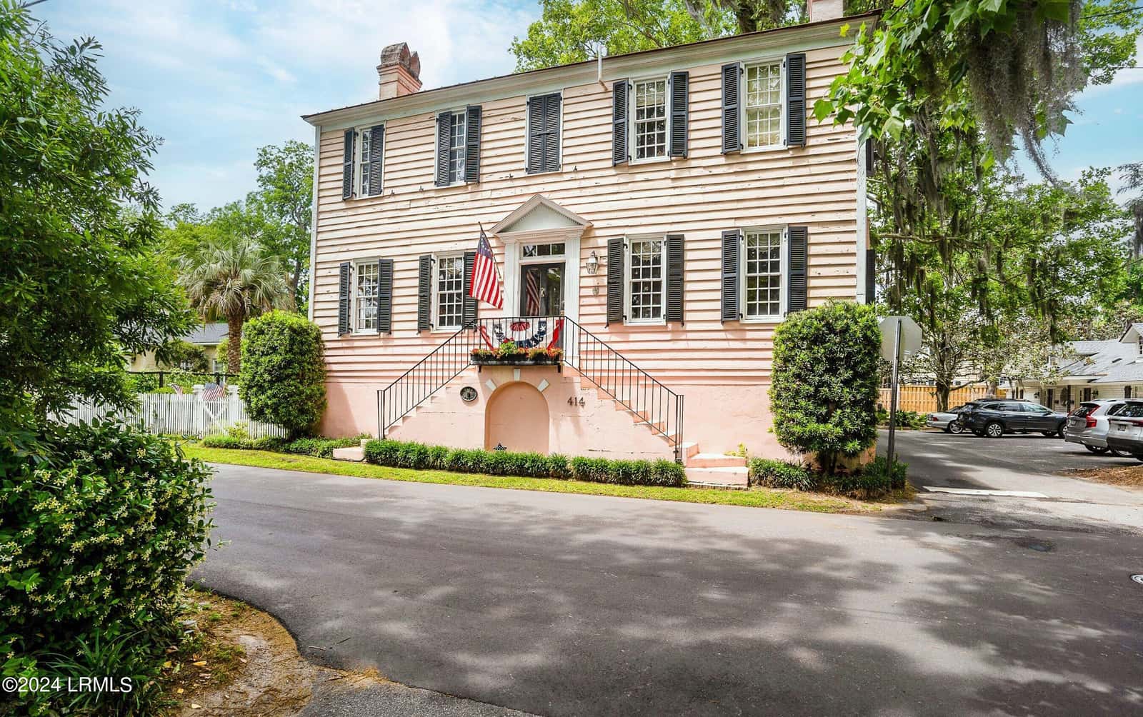 414 New Street, Beaufort, SC 29902 — photo 1 of 27
