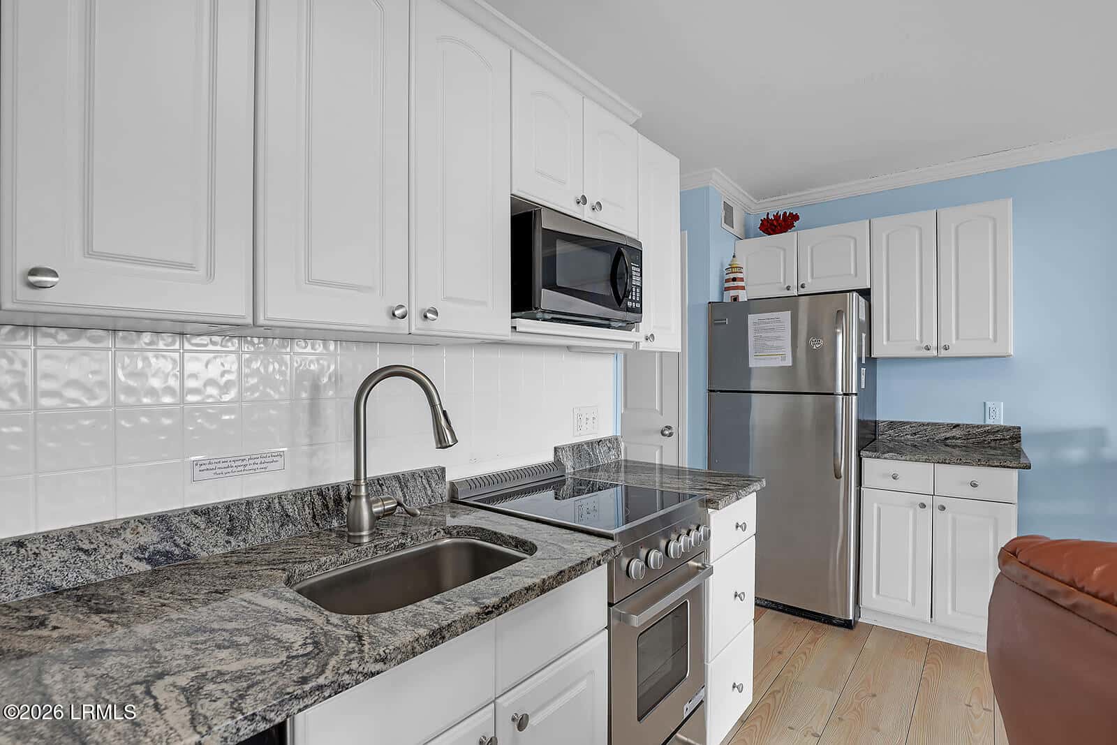 40 Folly Field Road 325a, Hilton Head Island, SC 29928 — photo 15 of 30