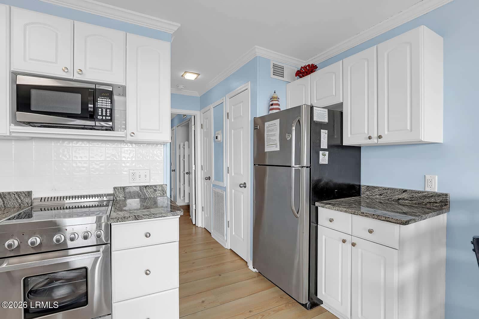 40 Folly Field Road 325a, Hilton Head Island, SC 29928 — photo 16 of 30