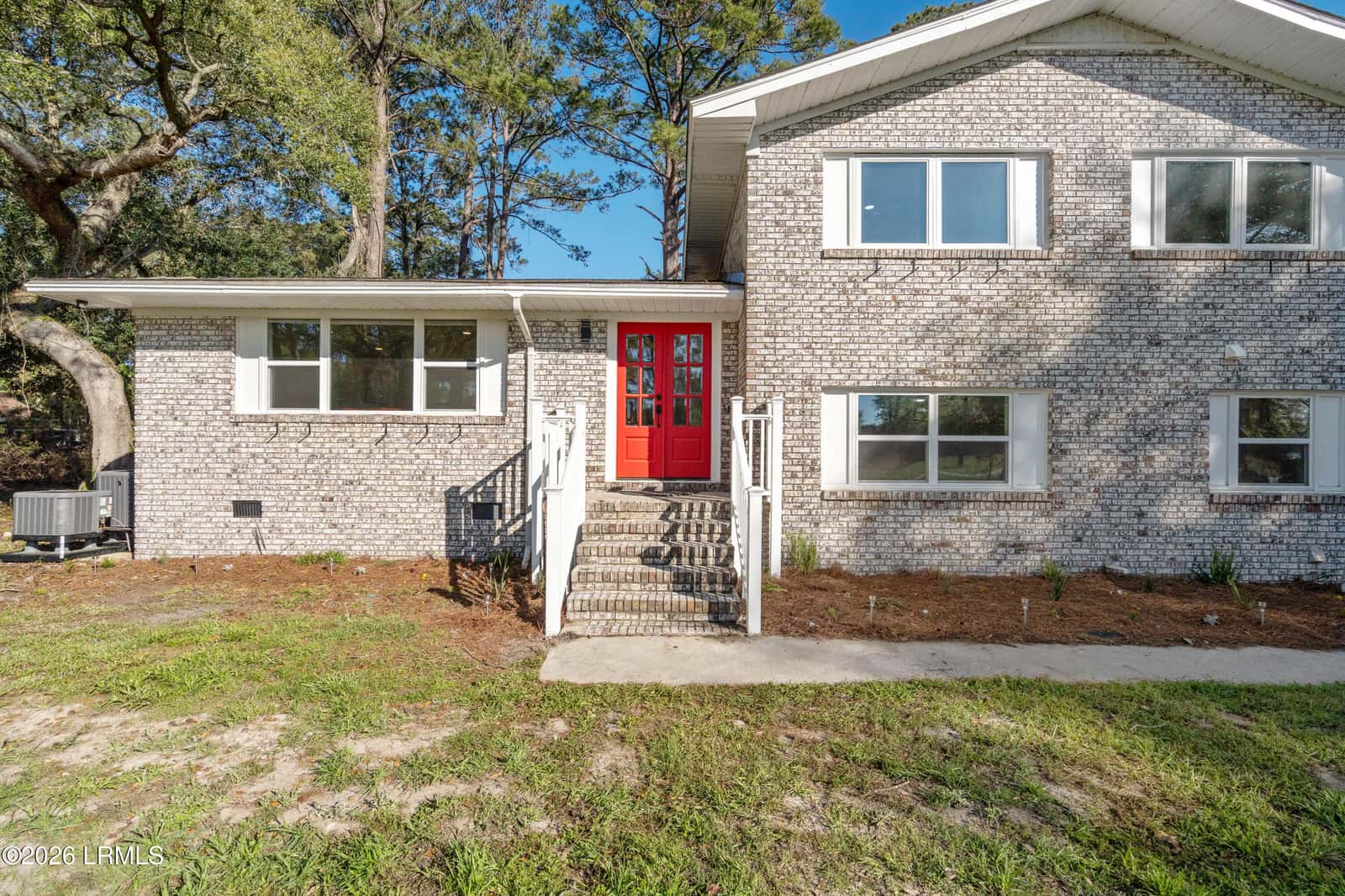 656 Broad River Boulevard, Beaufort, SC 29906 — photo 3 of 71