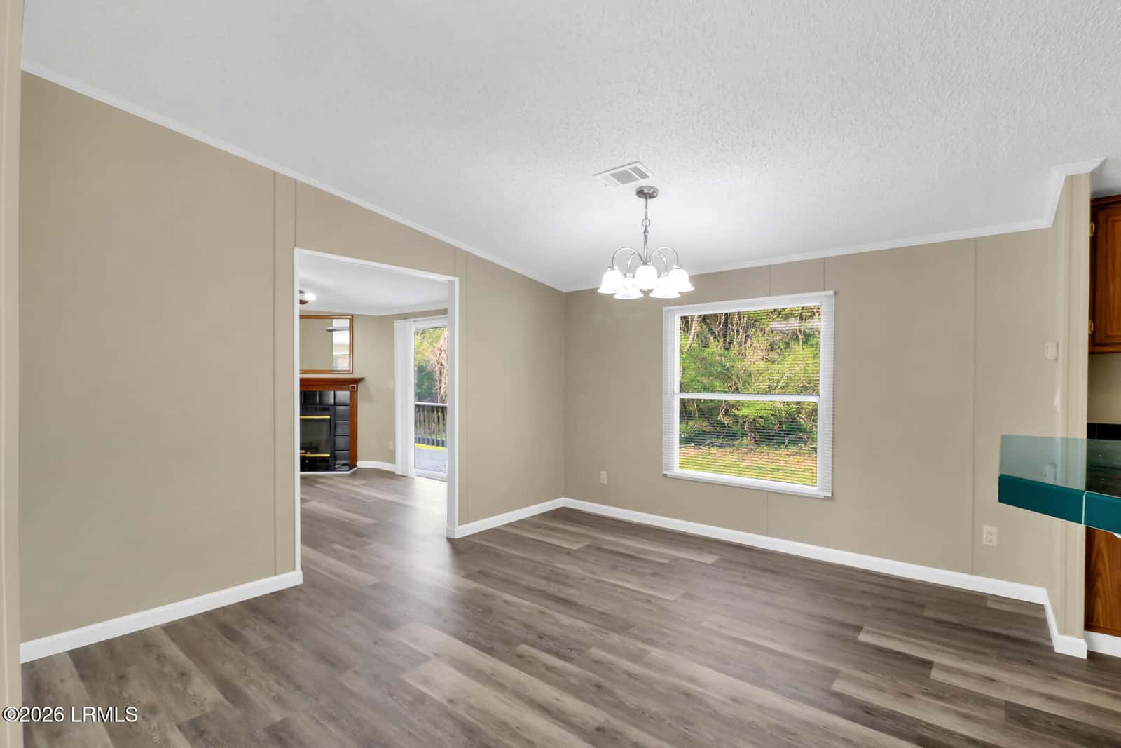 11 Burbage Lane, Beaufort, SC 29906 — photo 10 of 36