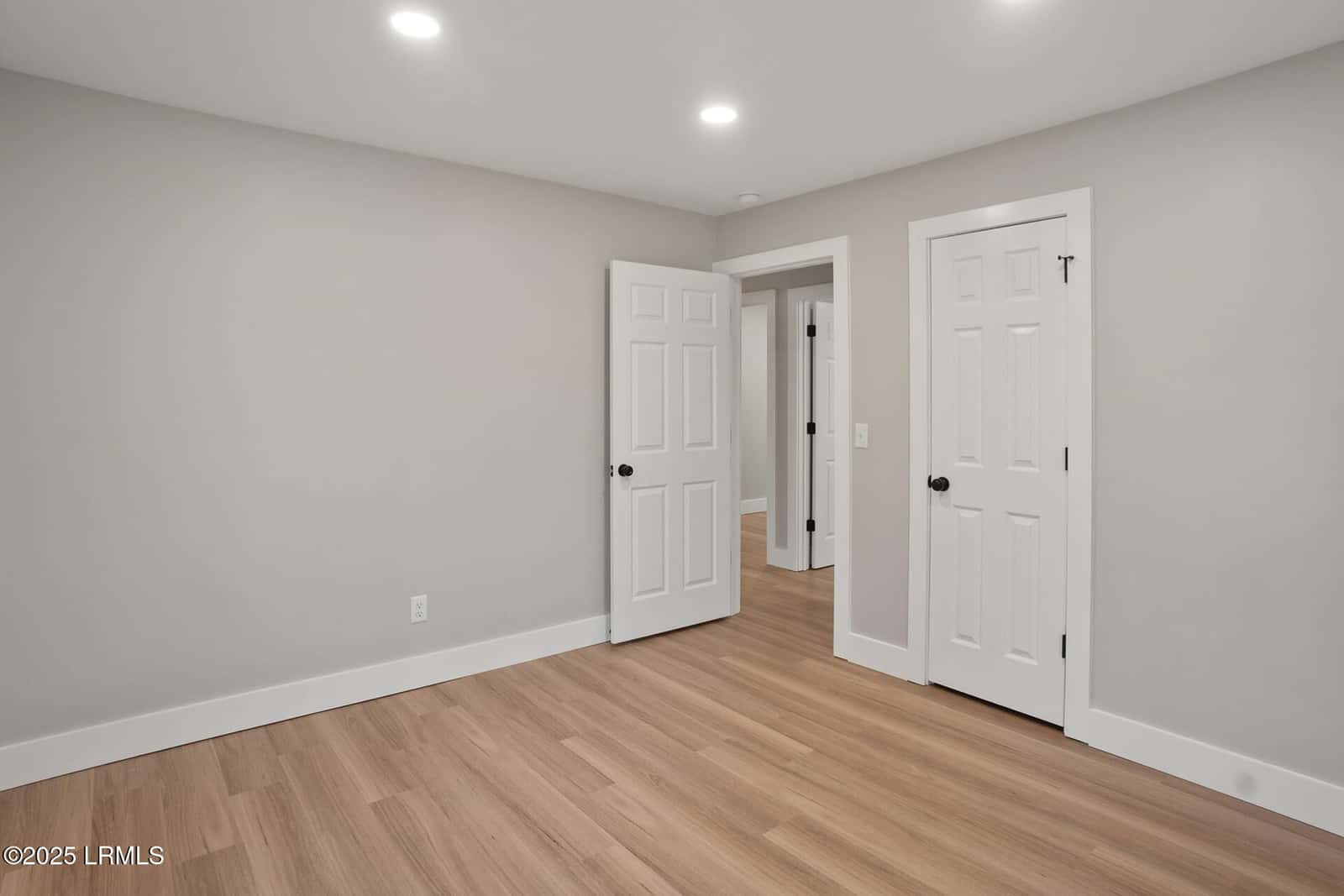 27 Miller Drive W, Beaufort, SC 29907 — photo 12 of 21