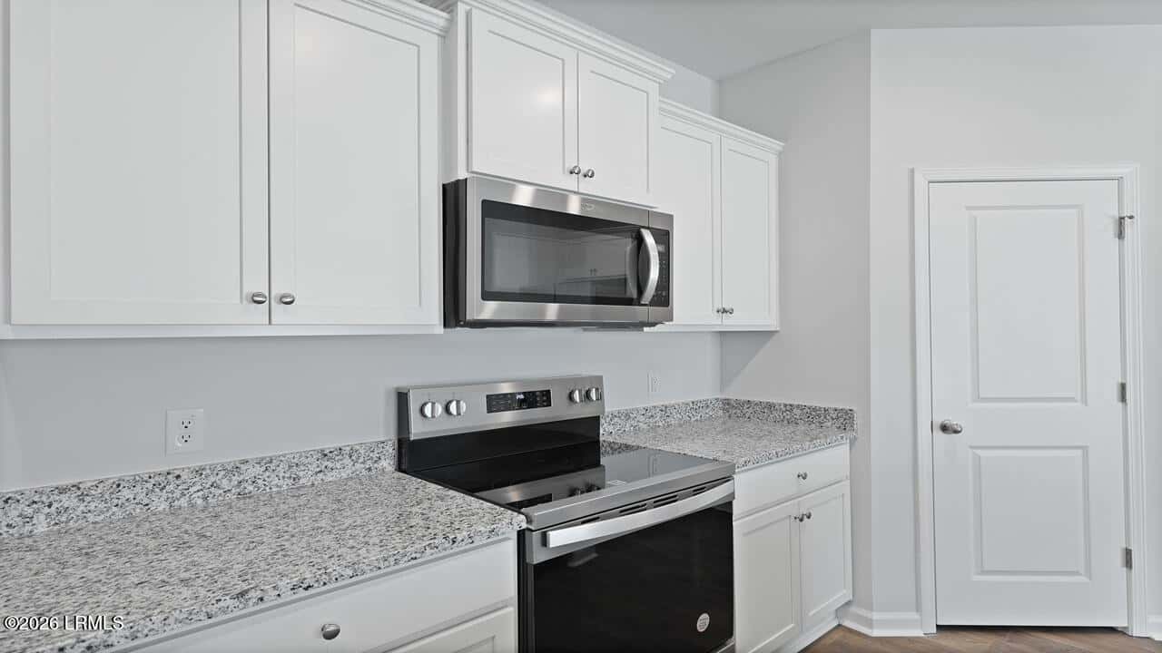 212 Castle Hill Drive, Yemassee, SC 29945 — photo 12 of 51