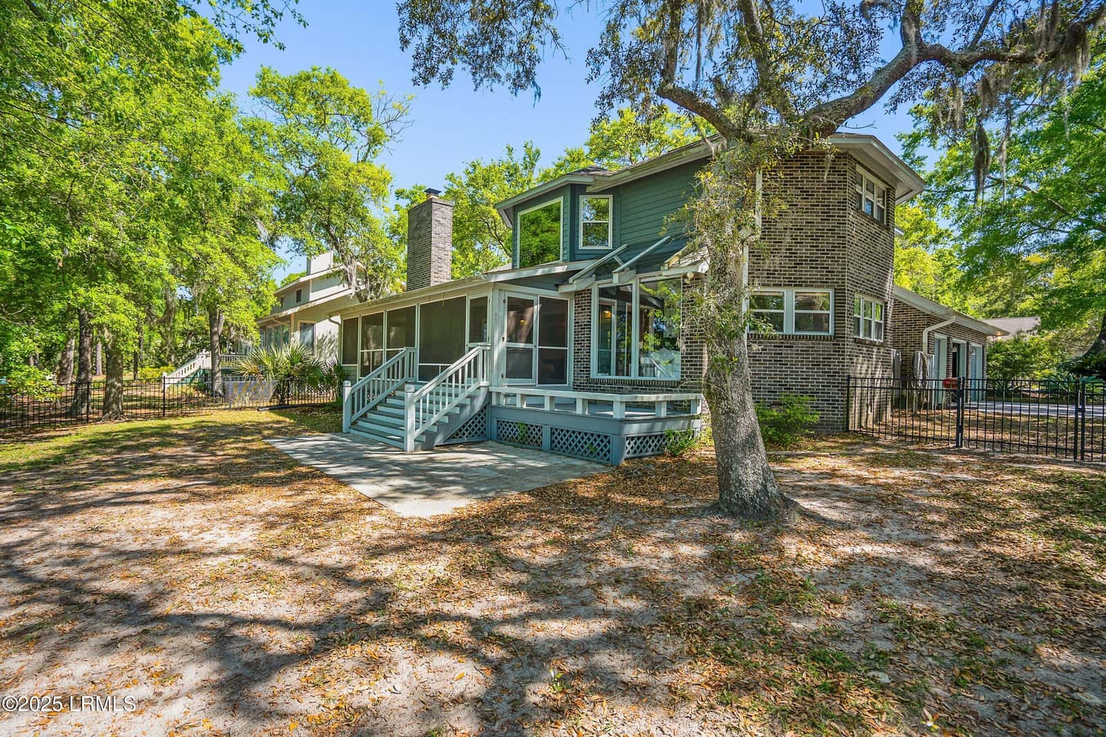 23 Tuscarora Avenue, Beaufort, SC 29907 — photo 7 of 63