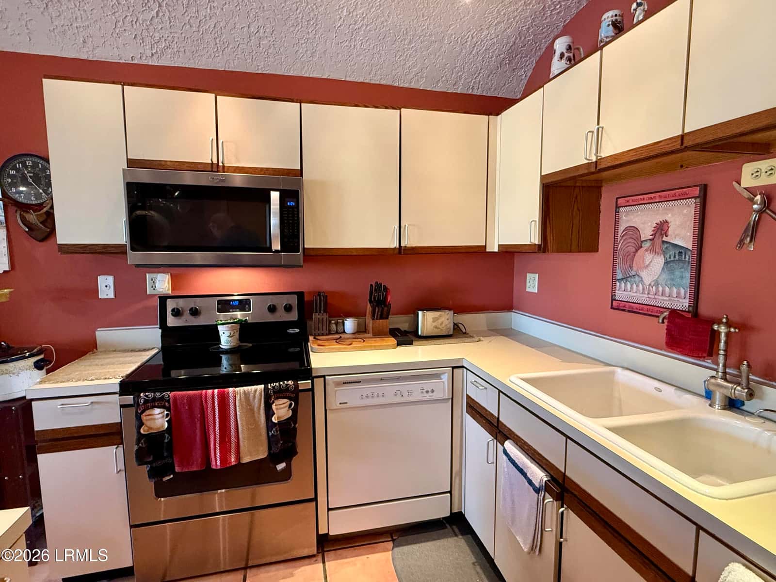 2201 Boundary Street 311, Beaufort, SC 29902 — photo 11 of 15