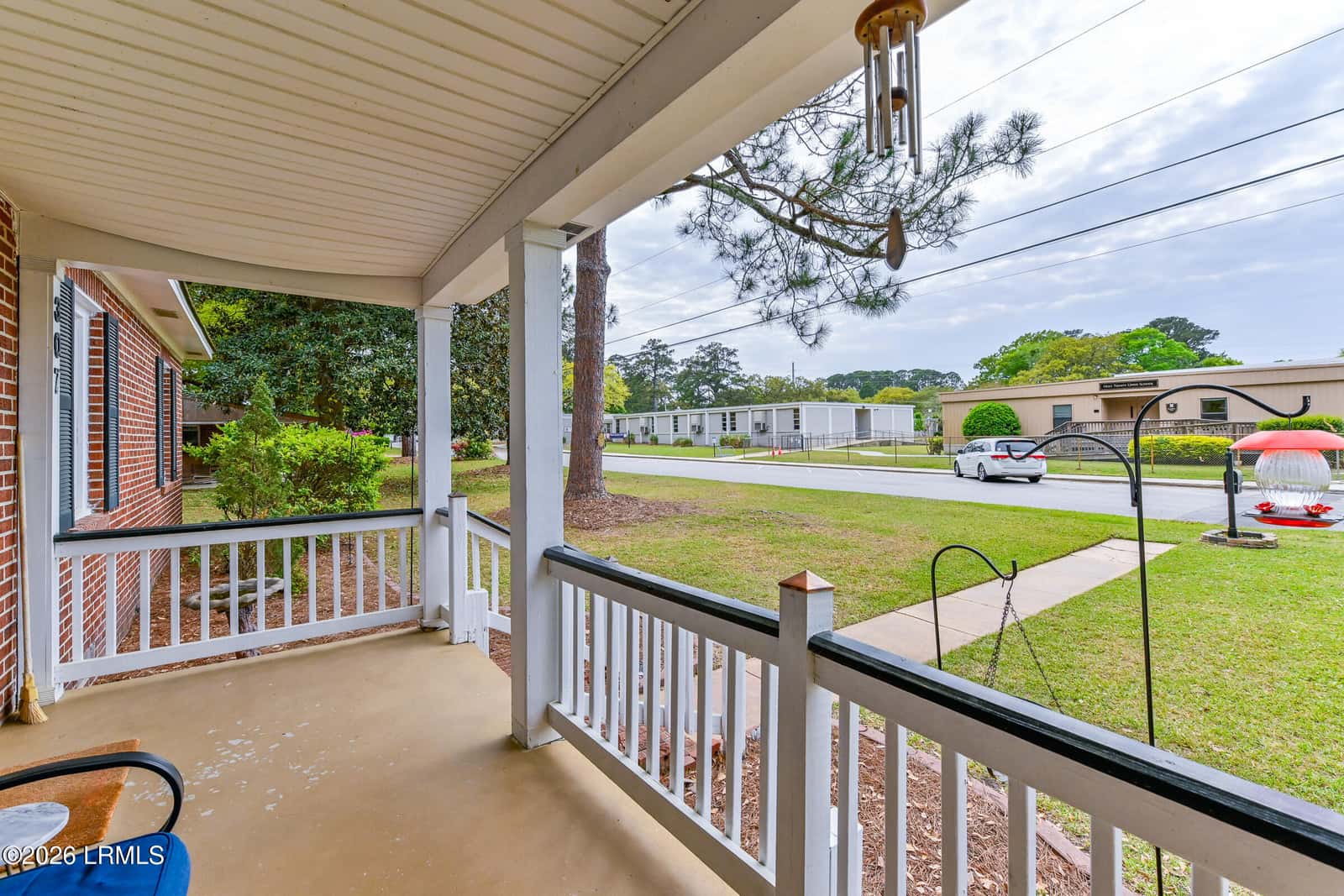 307 Burroughs Avenue, Beaufort, SC 29902 — photo 6 of 32