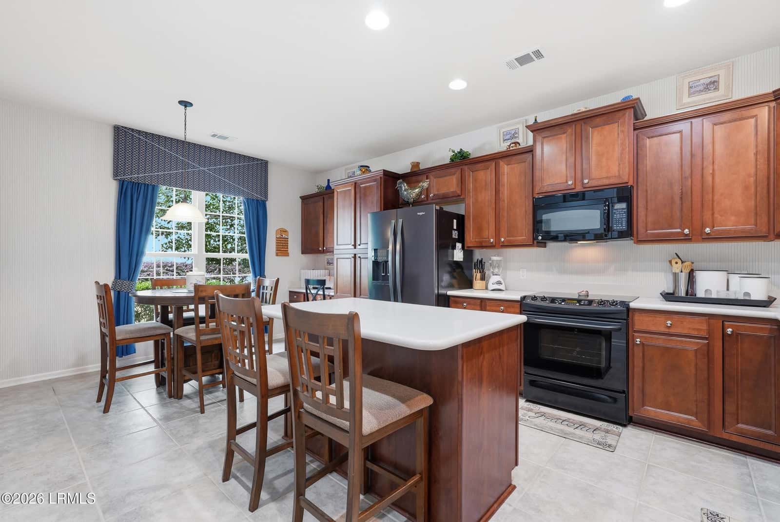 28 Rolling River Drive, Bluffton, SC 29910 — photo 7 of 39