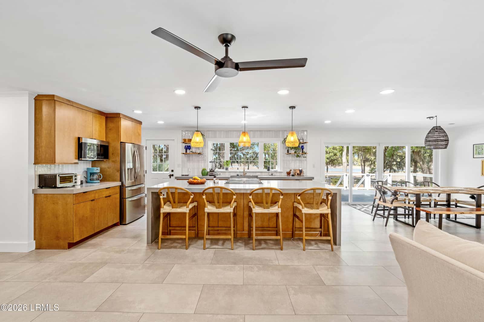 1638 Hampton Drive, Beaufort, SC 29906 — photo 6 of 37