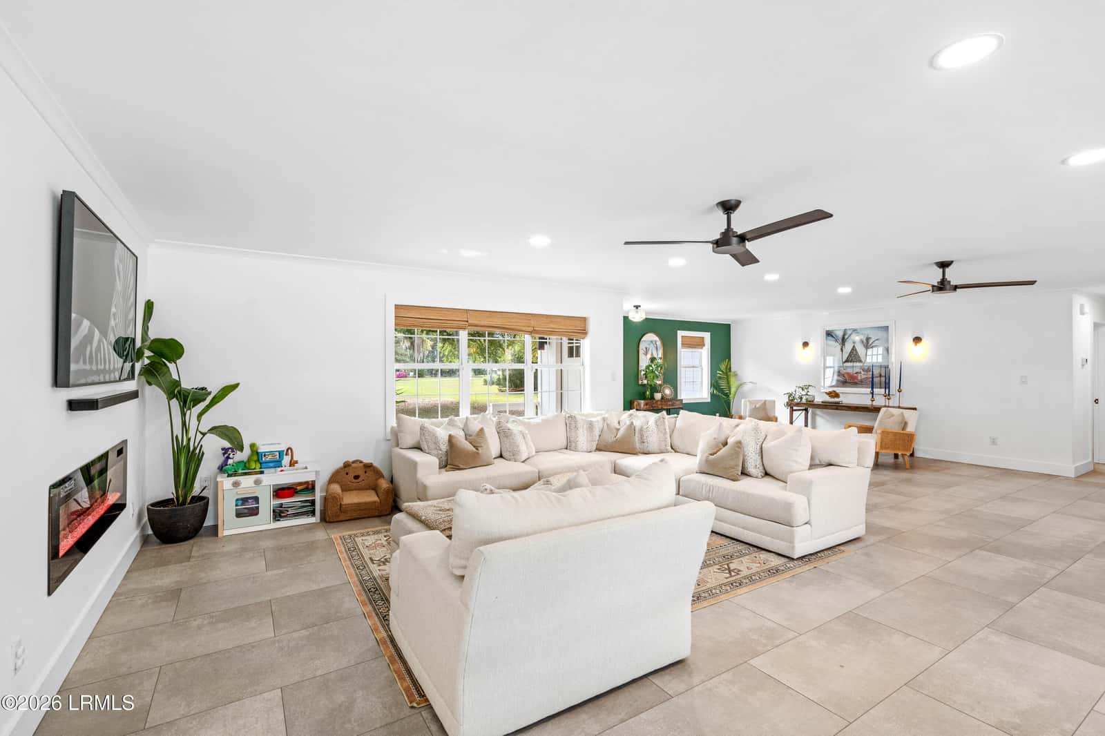 1638 Hampton Drive, Beaufort, SC 29906 — photo 17 of 37