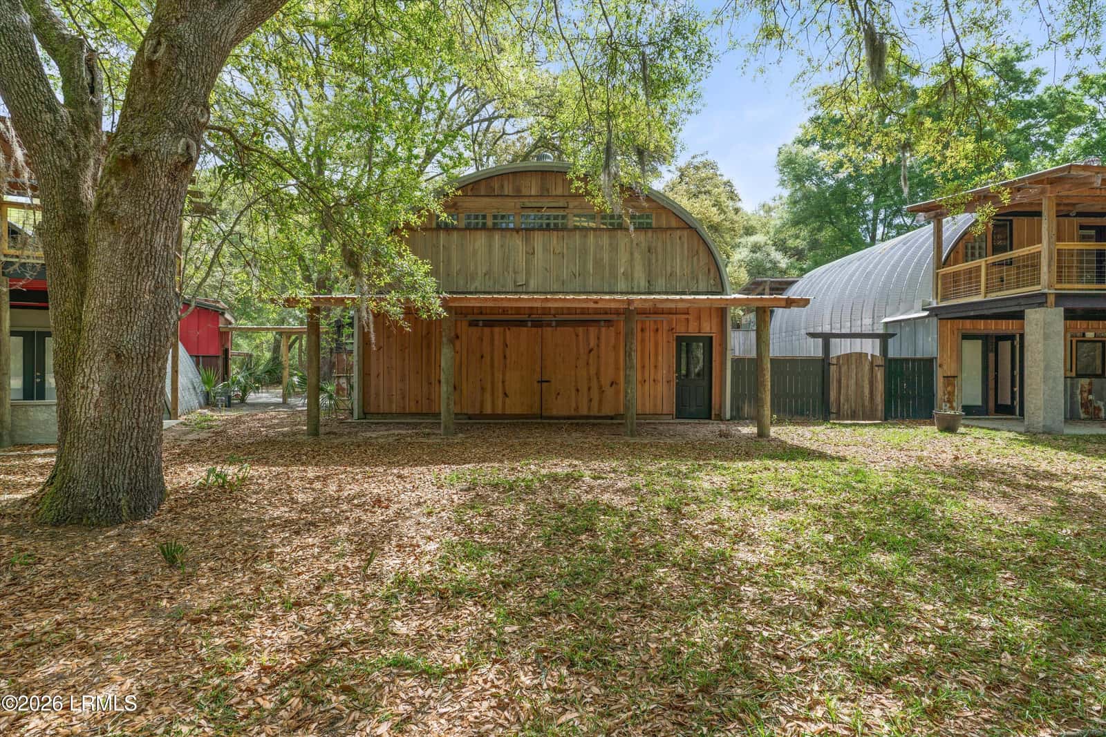 85 Friendship Lane, Beaufort, SC 29907 — photo 3 of 87