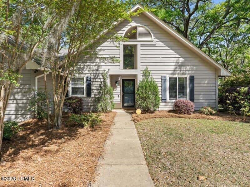 9 Chesterfield Lake Drive, Beaufort, SC 29906 — photo 4 of 26