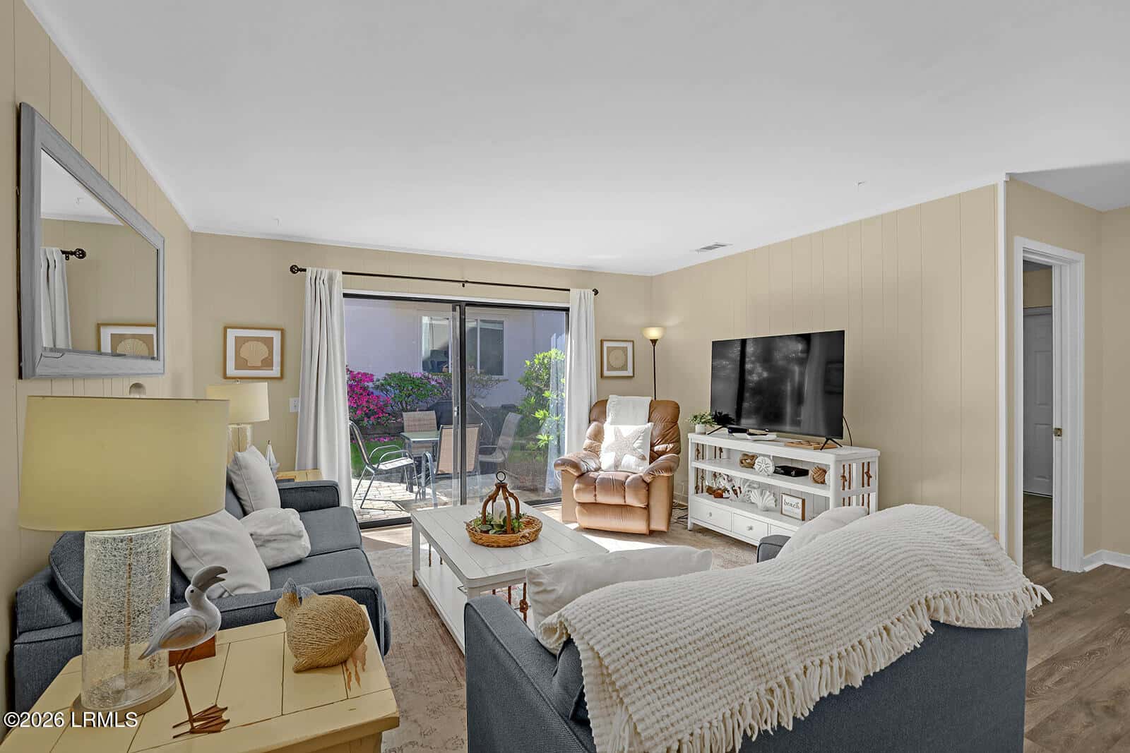 25 Deallyon Avenue 103, Hilton Head Island, SC 29928 — photo 7 of 36