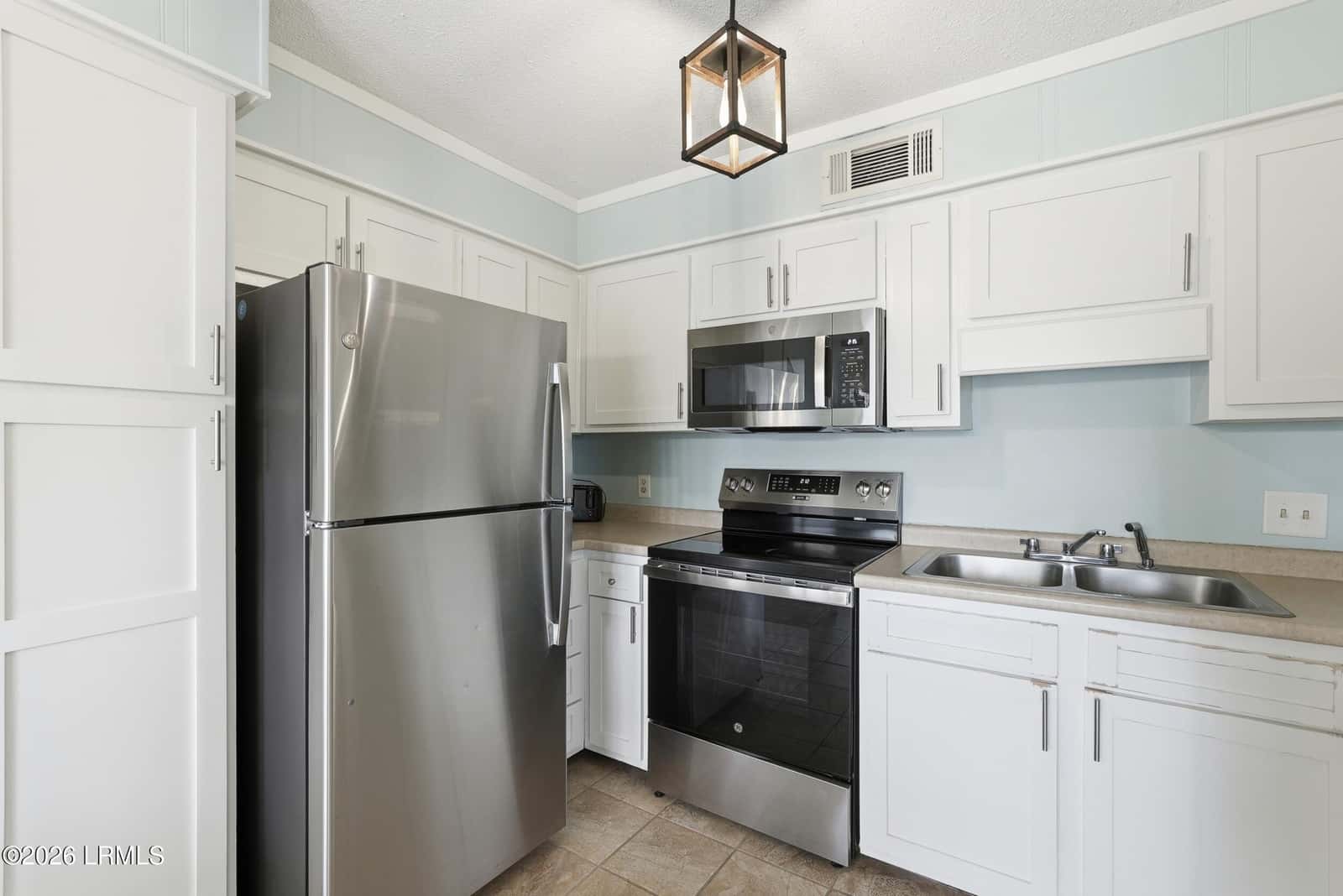 40 Folly Field Road 231, Hilton Head Island, SC 29928 — photo 11 of 55