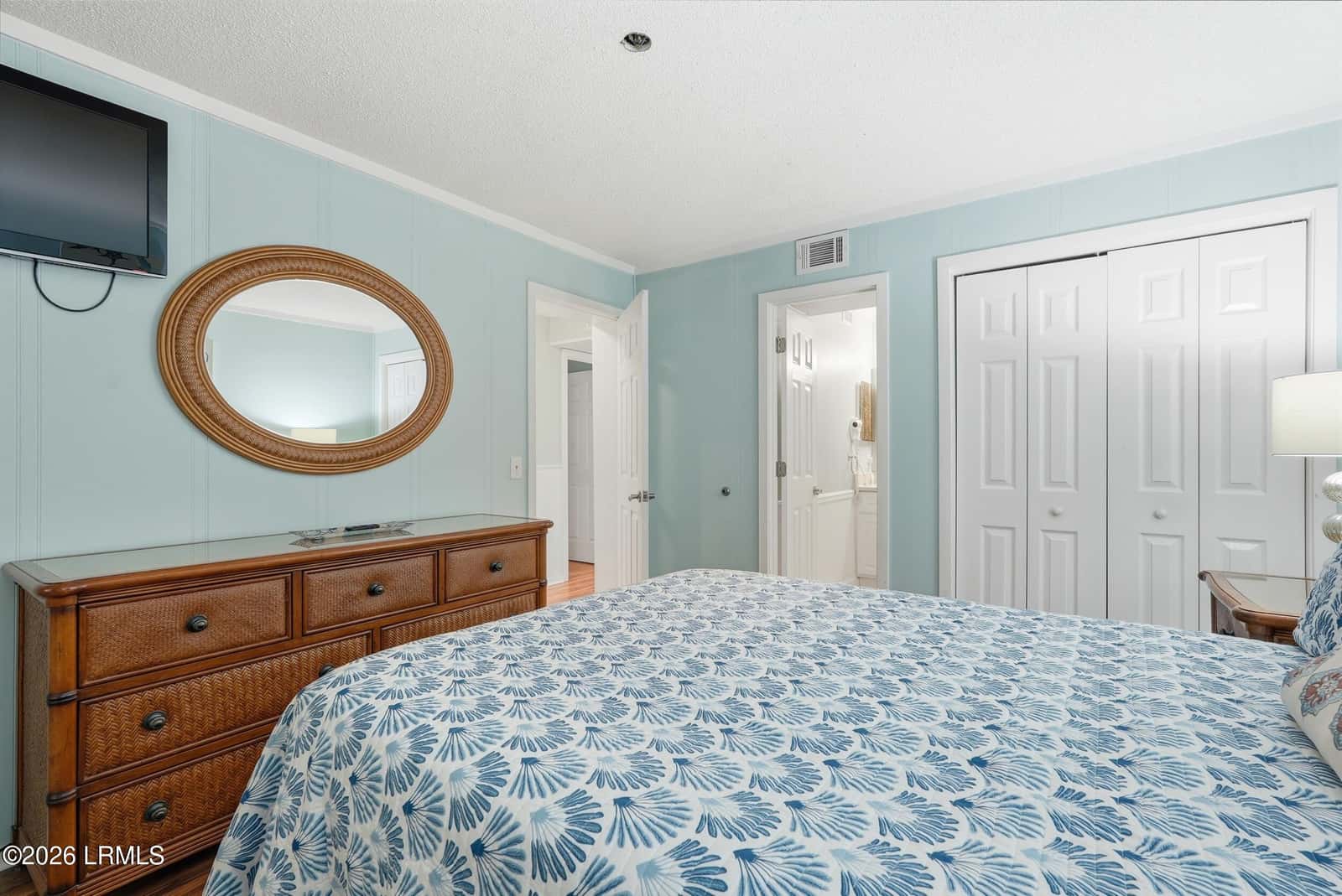 40 Folly Field Road 231, Hilton Head Island, SC 29928 — photo 19 of 55