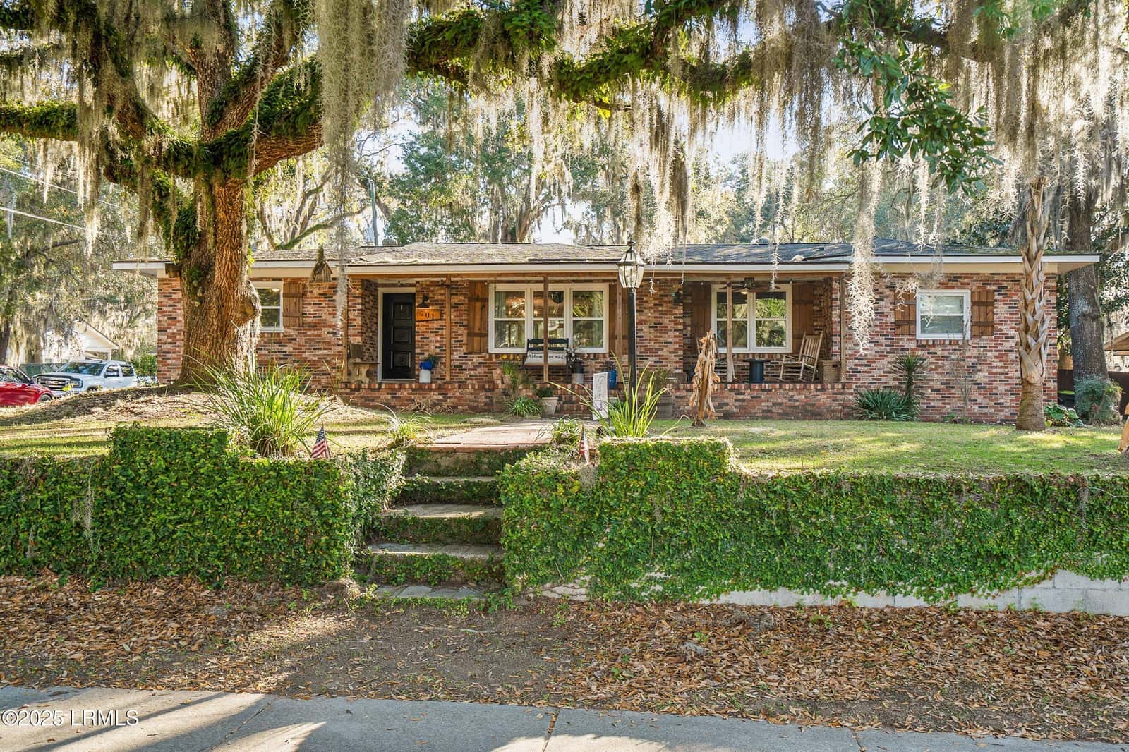 701 Battery Creek Road, Beaufort, SC 29902 — photo 3 of 35