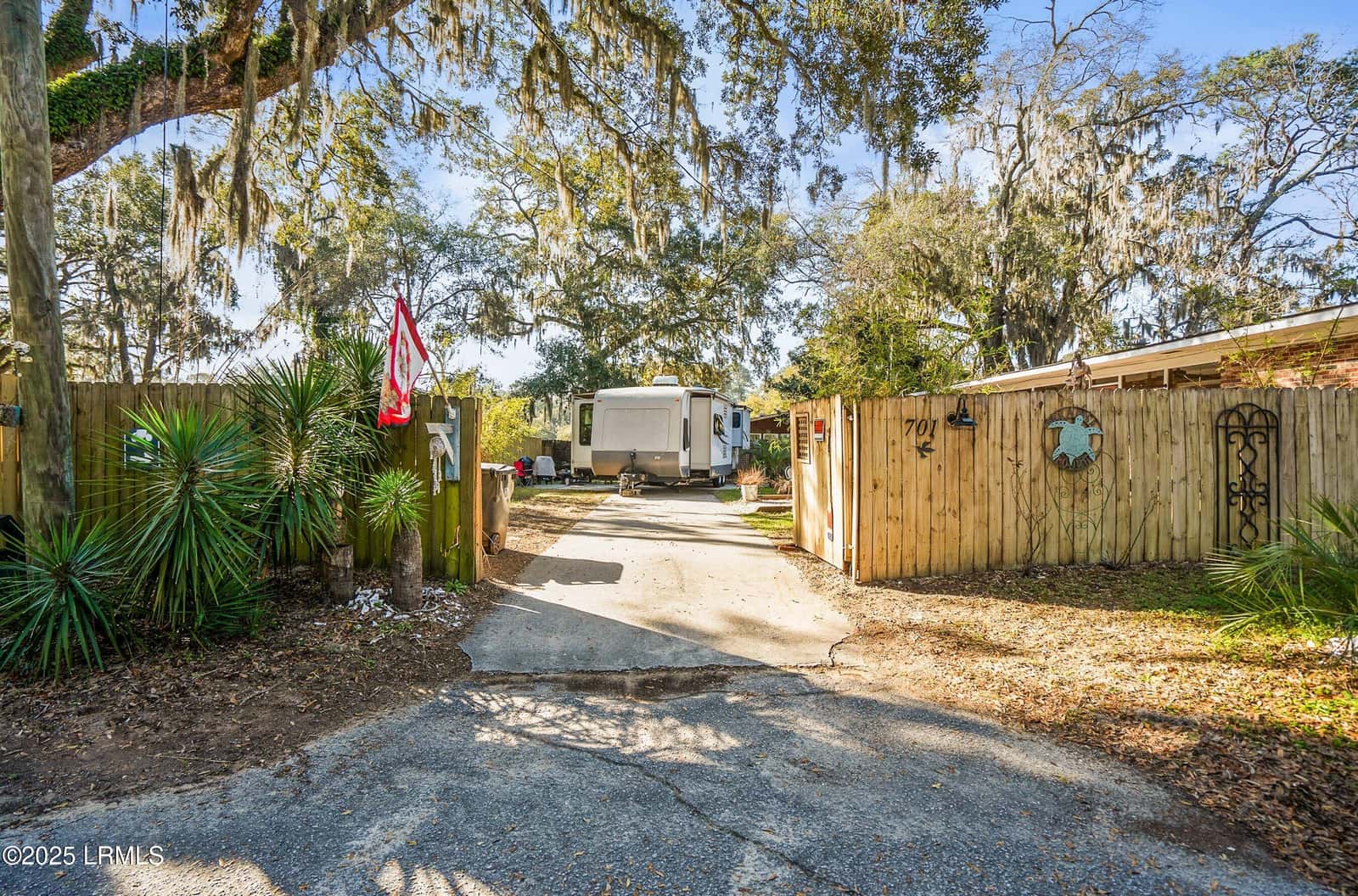 701 Battery Creek Road, Beaufort, SC 29902 — photo 32 of 35